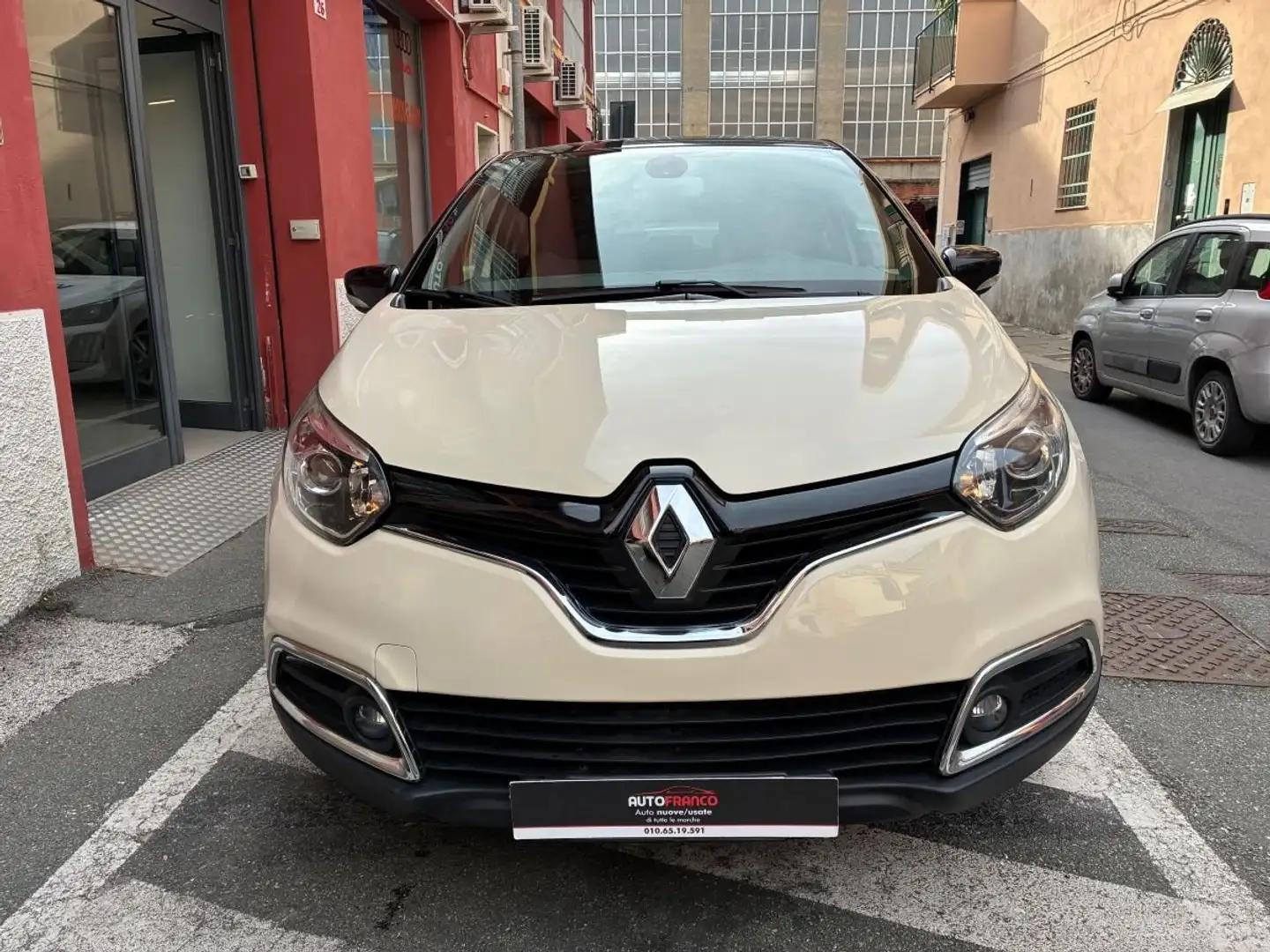 Renault Captur 1.5 dci Intens (energy r-link) 90cv EURO6 Beige - 2