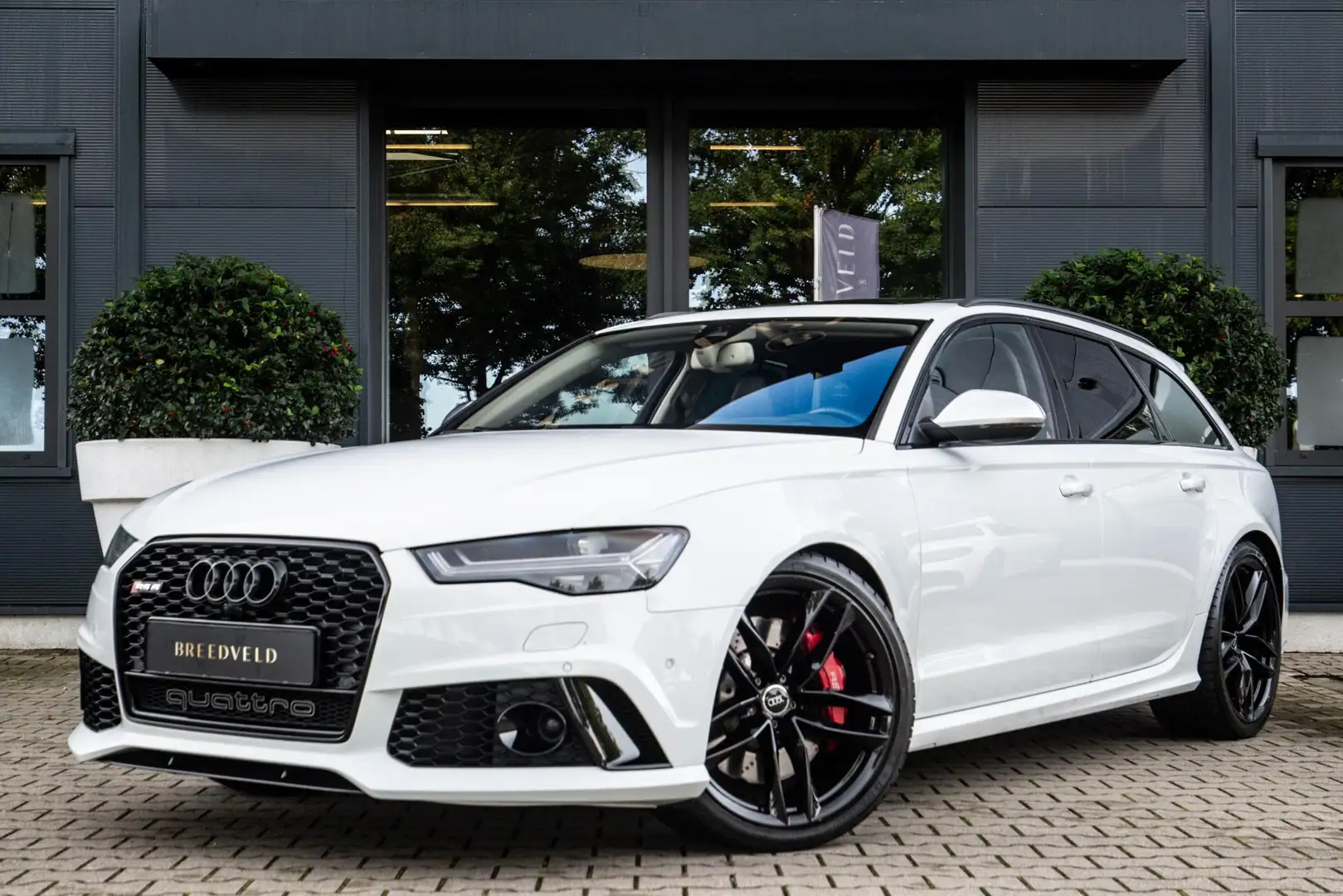 Audi RS6 Avant 4.0 TFSI quattro, B&O High-end, Panoramadak, Blanc - 1