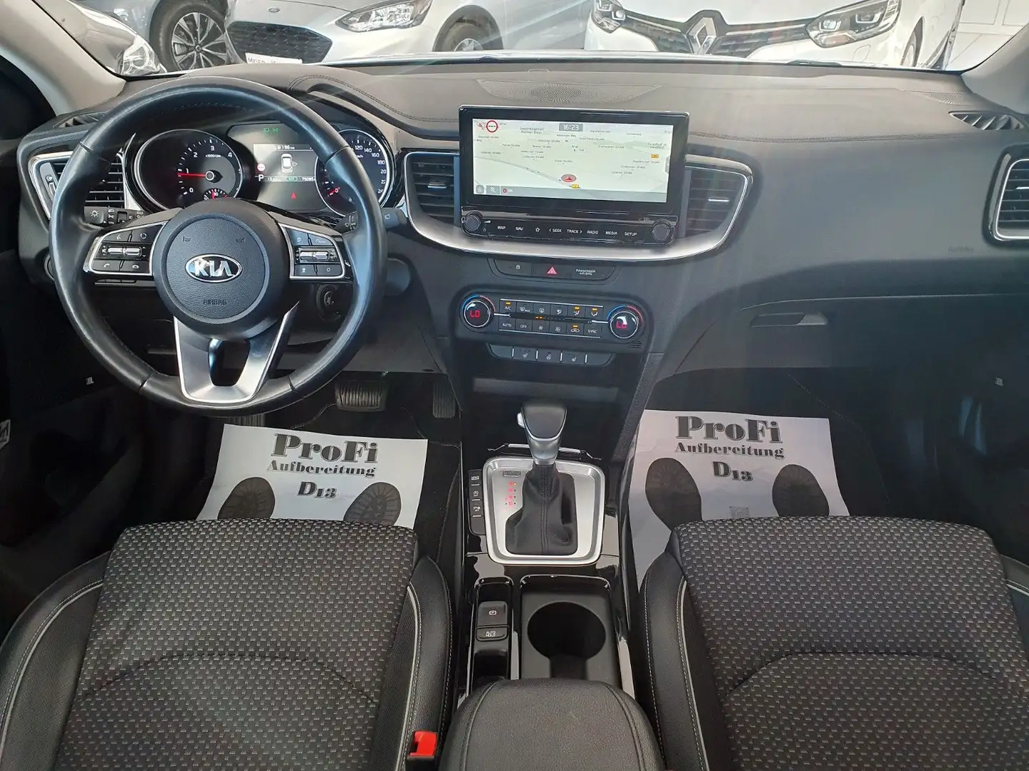 Kia XCeed Spirit Aut/Panorama/AHK/ACC/JBL/Kamera/18" Fehér - 2