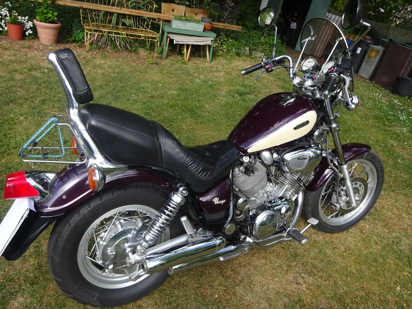 Yamaha XV 1100 Virago Mauve - 1