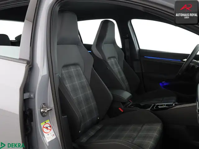 Volkswagen Golf view 12