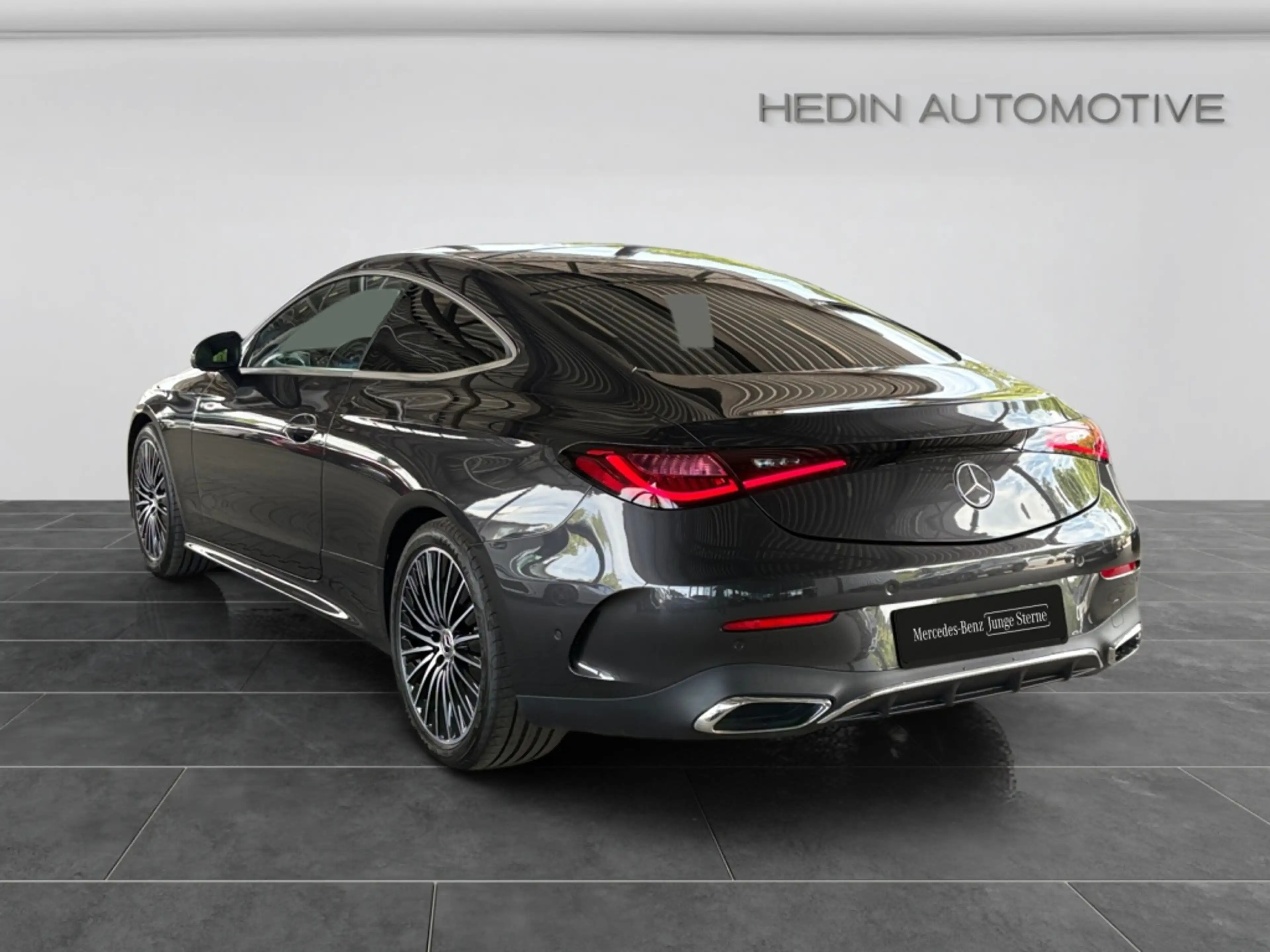 Mercedes-Benz CLE 220 d AMG|DIGLI|AMBI|DISTR+|PANO|360°|SHZ — photo 4