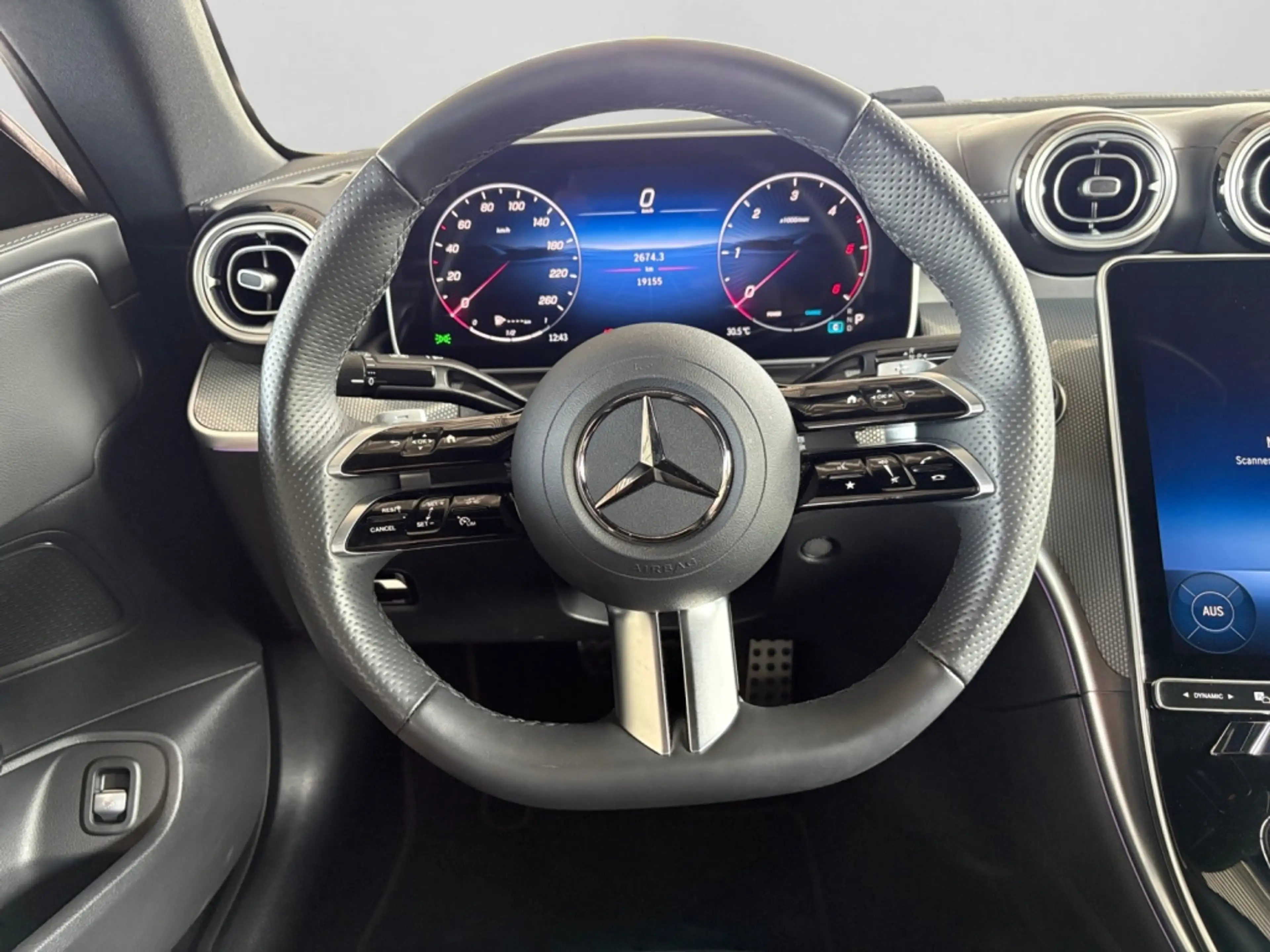 Mercedes-Benz CLE 220 d AMG|DIGLI|AMBI|DISTR+|PANO|360°|SHZ — photo 13