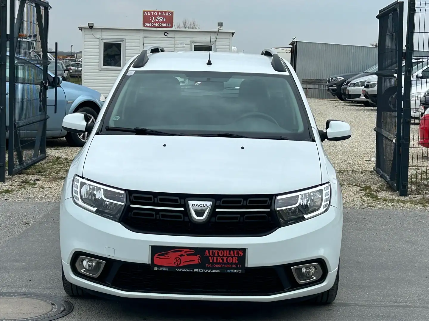 Dacia Logan MCV Essential *Automatik* Blanc - 2