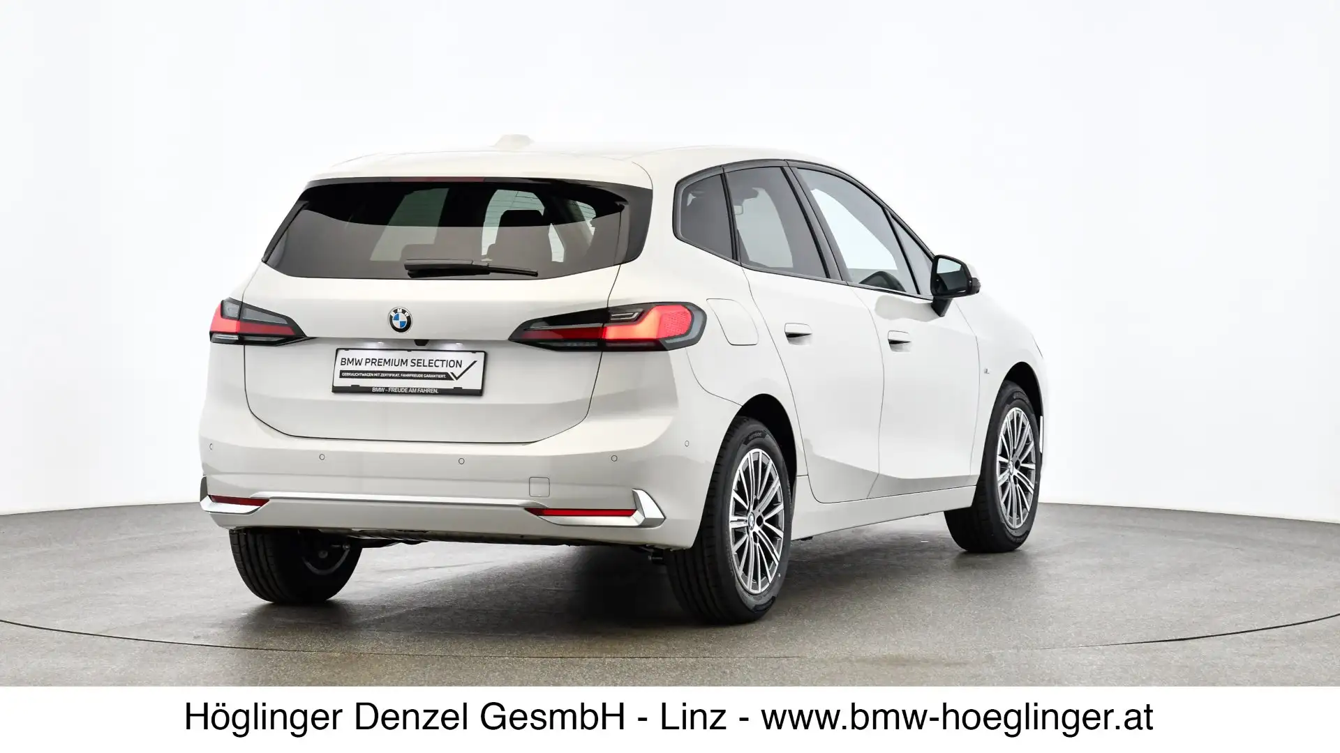 BMW 218 i Active Tourer Weiß - 2