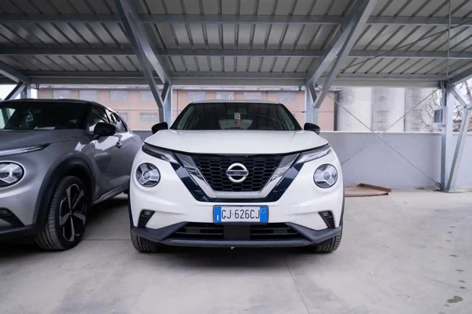Nissan Juke 1.0 DIG-T 114 CV DCT Acenta Bianco - 1