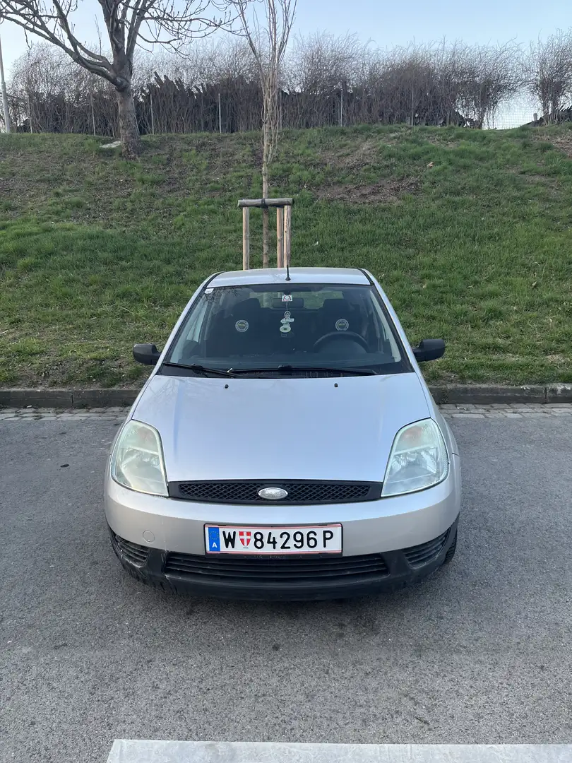 Ford Fiesta Ambiente+ 1,4 TDCi - 1
