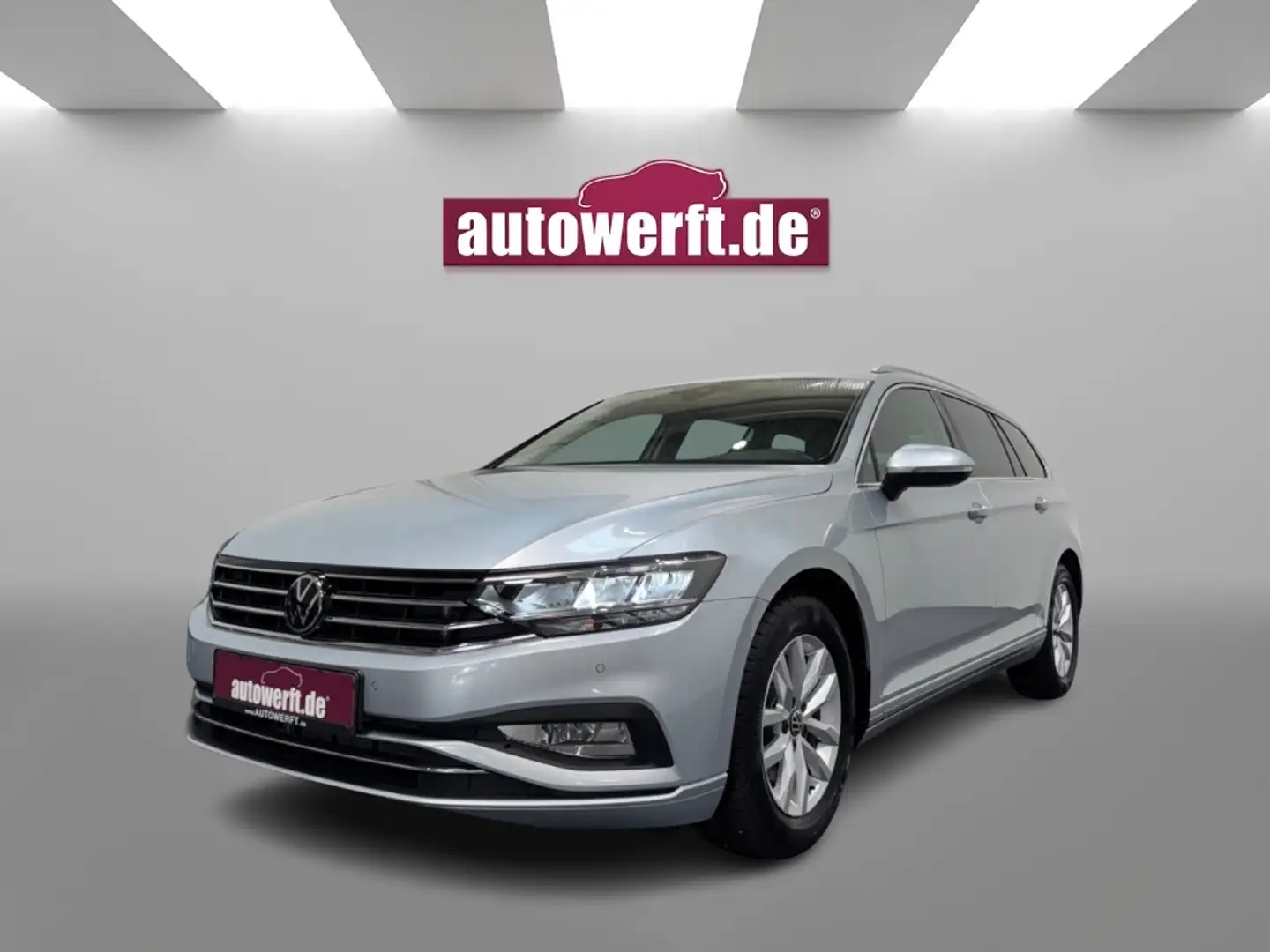 Volkswagen Passat Variant 2.0 TDI DSG BUSI CAM SHZ LED NAVI 16Z Silber - 1