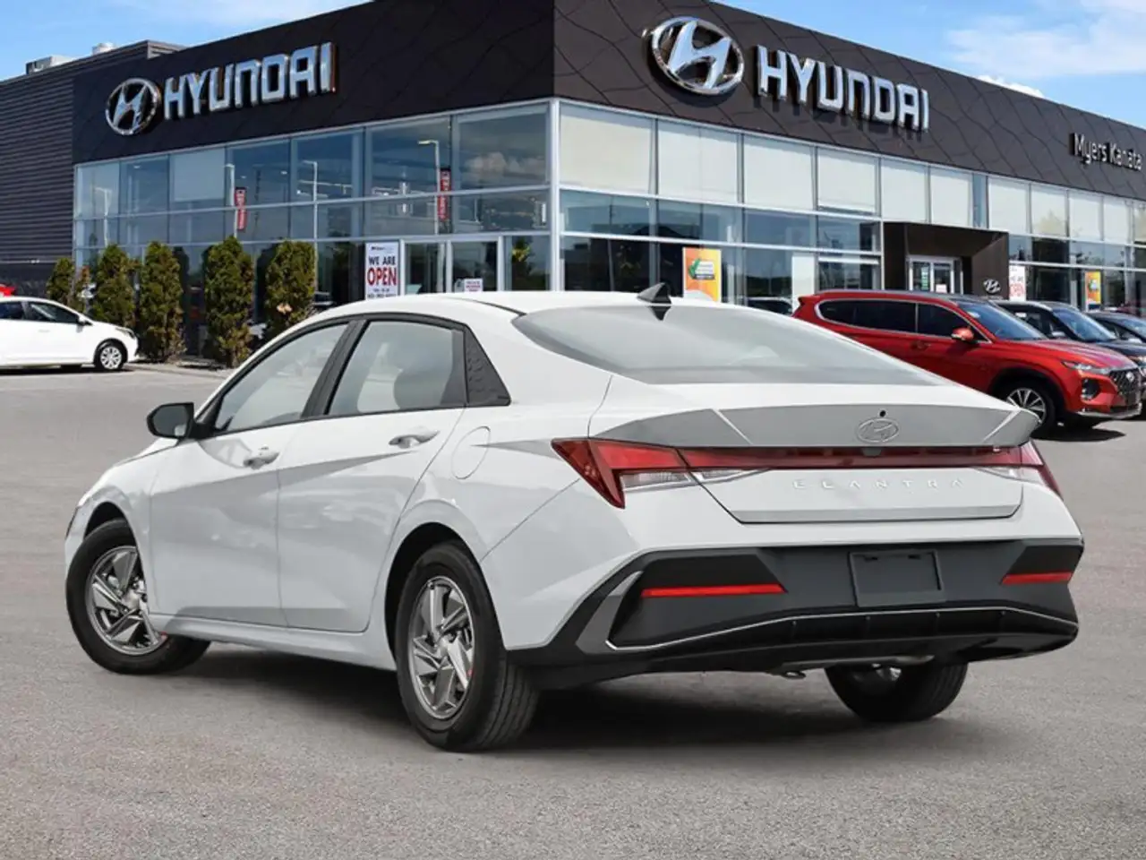 Hyundai ELANTRA снимка Hyundai ELANTRA