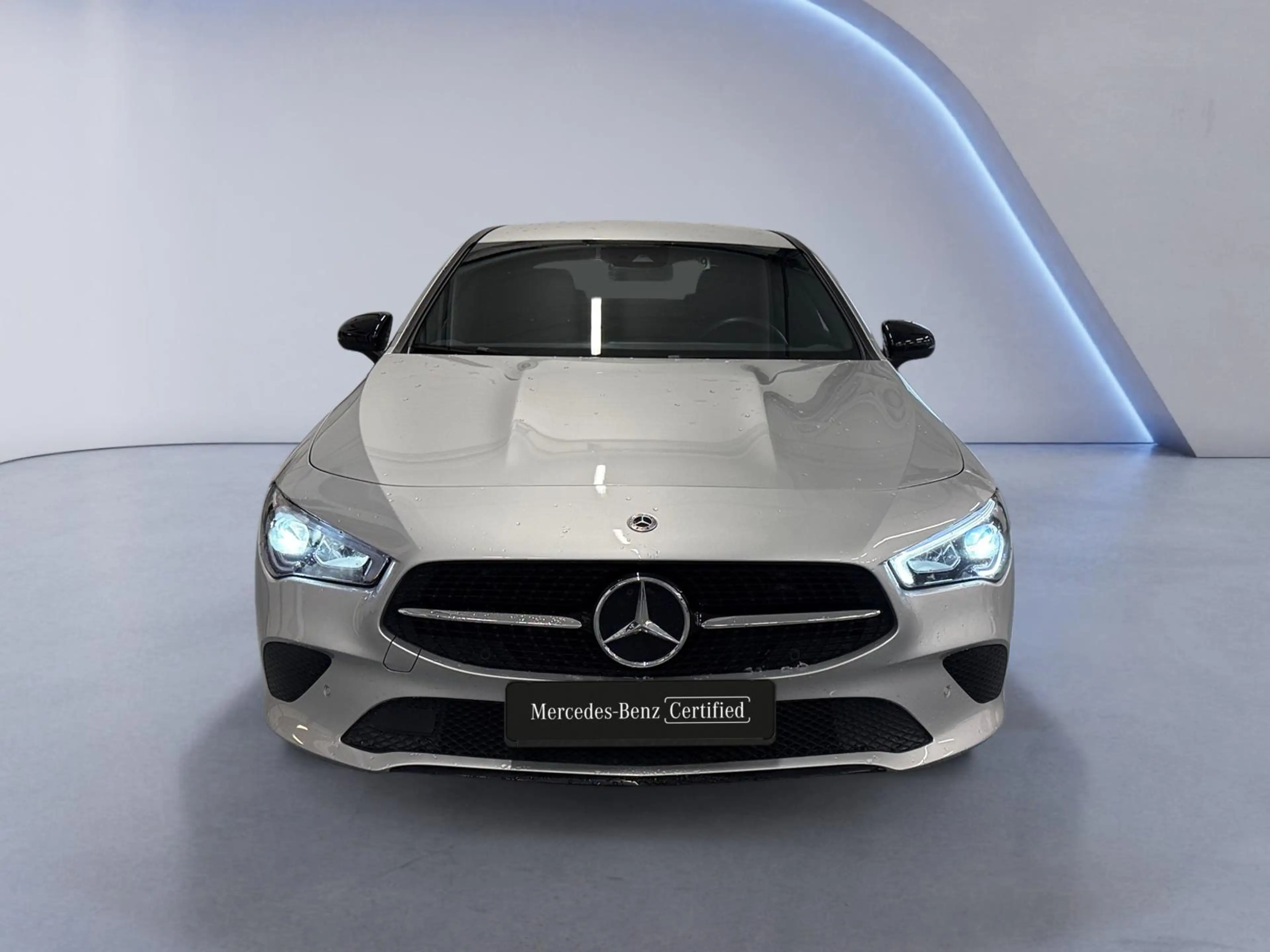 Mercedes-Benz CLA 180 d Coupé Progressive — photo 9