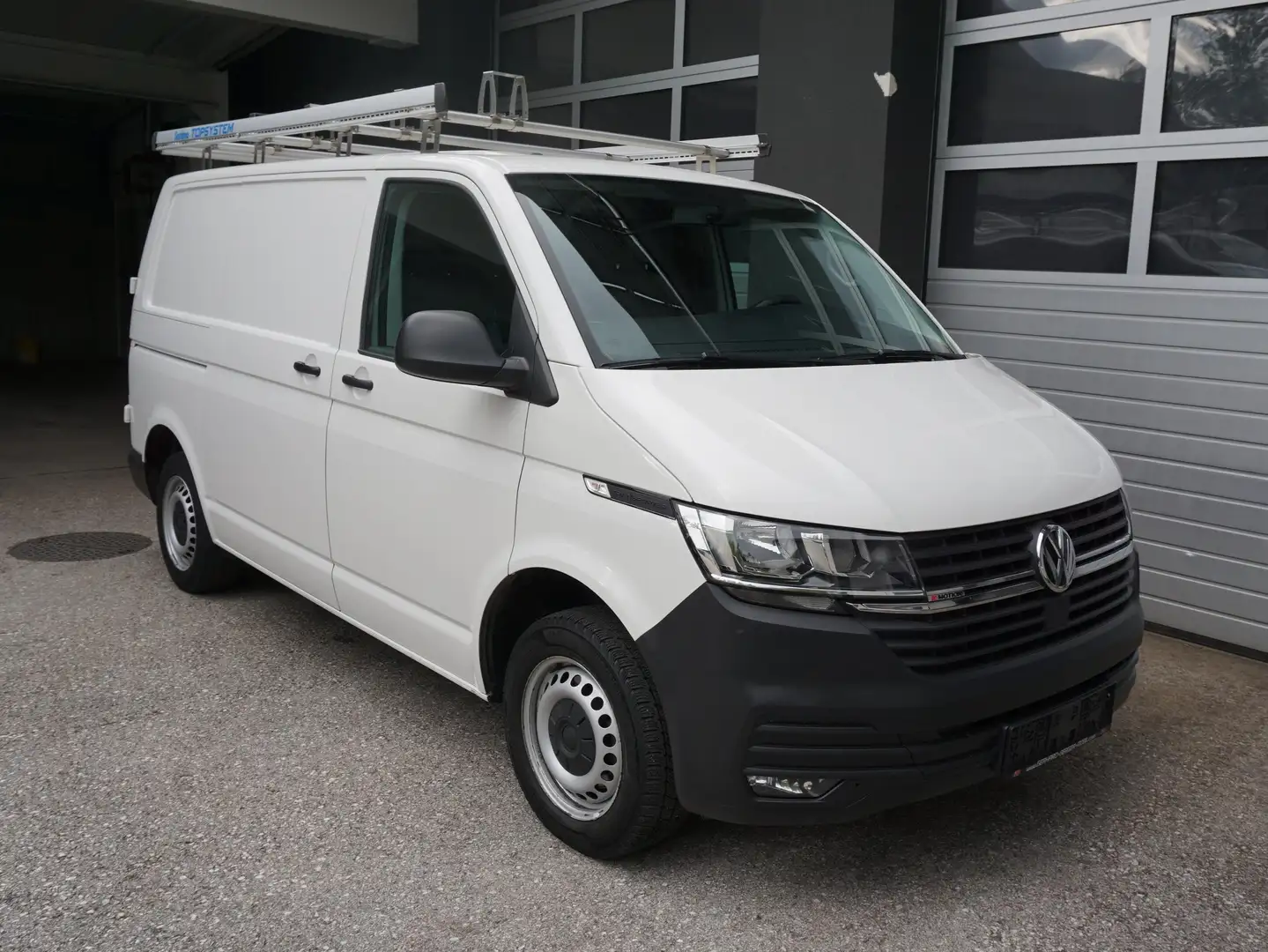 Volkswagen T6.1 Transporter 4MOTION Weiß - 1