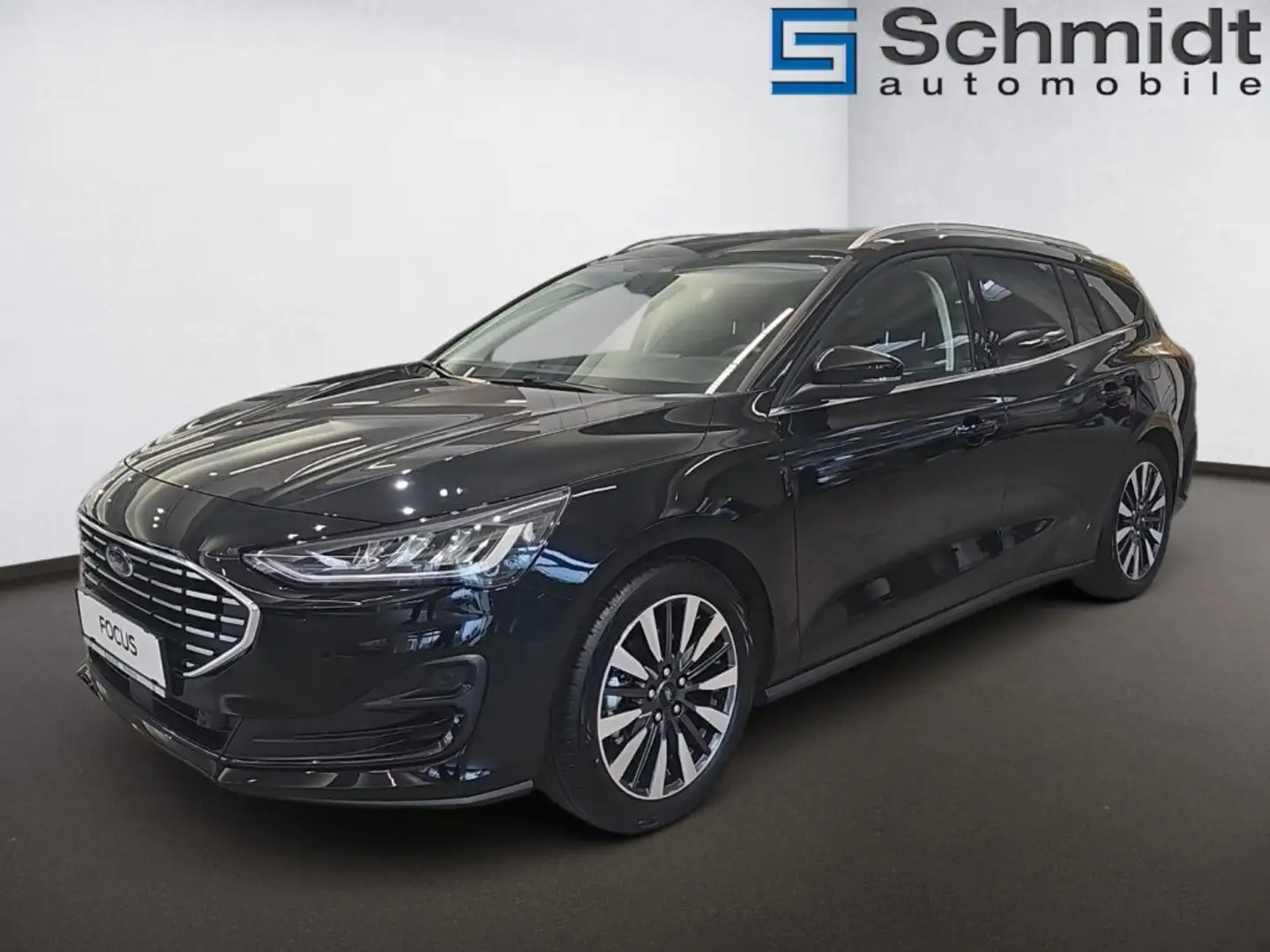 Ford Focus Turnier Titanium X 1,5L Eblue 115PS A FWD Schwarz - 2