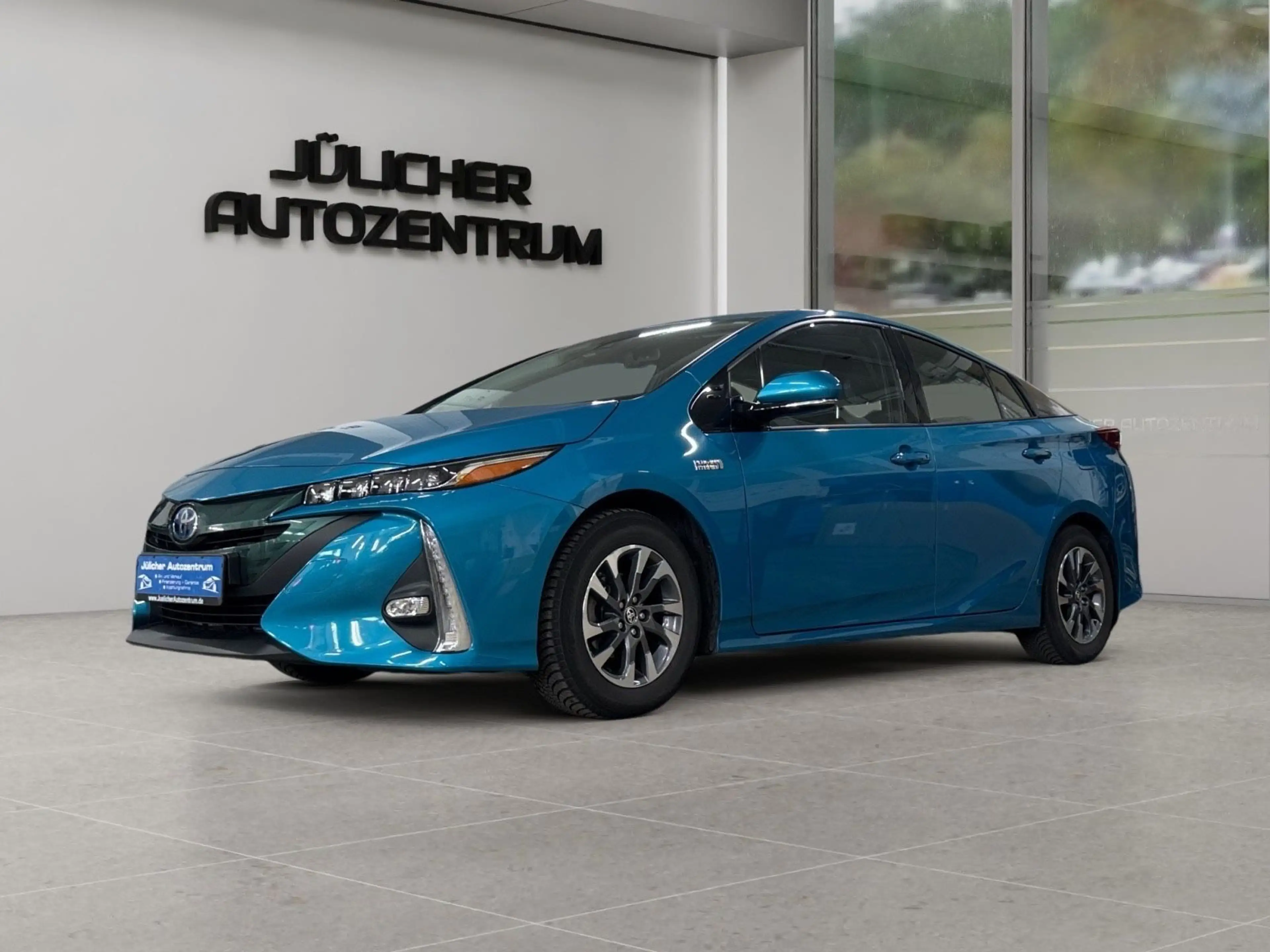 Toyota Prius 1.8 Plug-in Hybrid Comfort, — photo 4