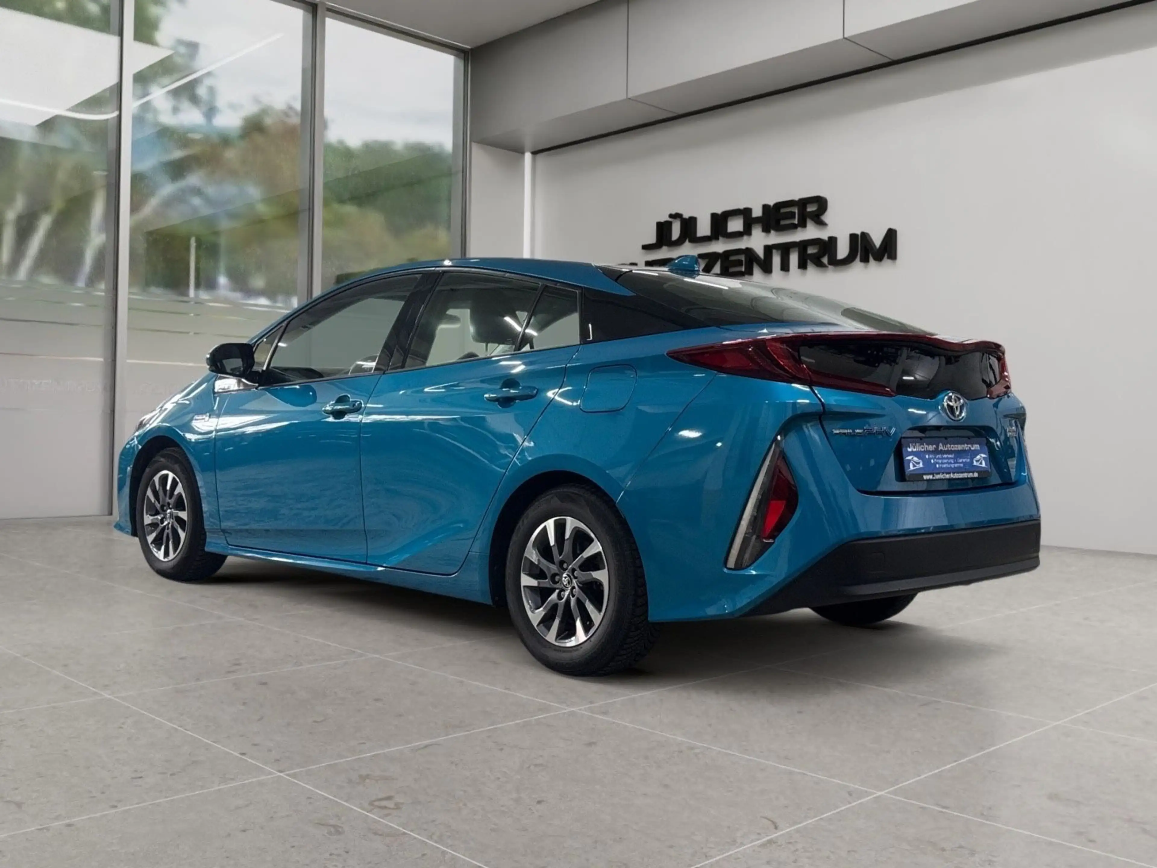 Toyota Prius 1.8 Plug-in Hybrid Comfort, — photo 6
