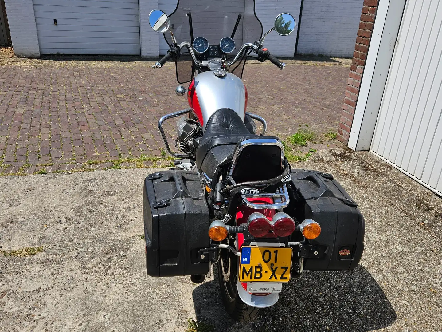 Moto Guzzi California 1100 Custom Rot - 2