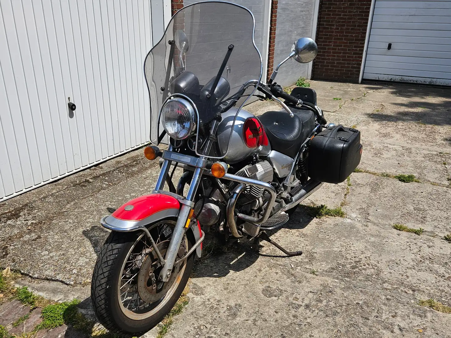 Moto Guzzi California 1100 Custom Rood - 1