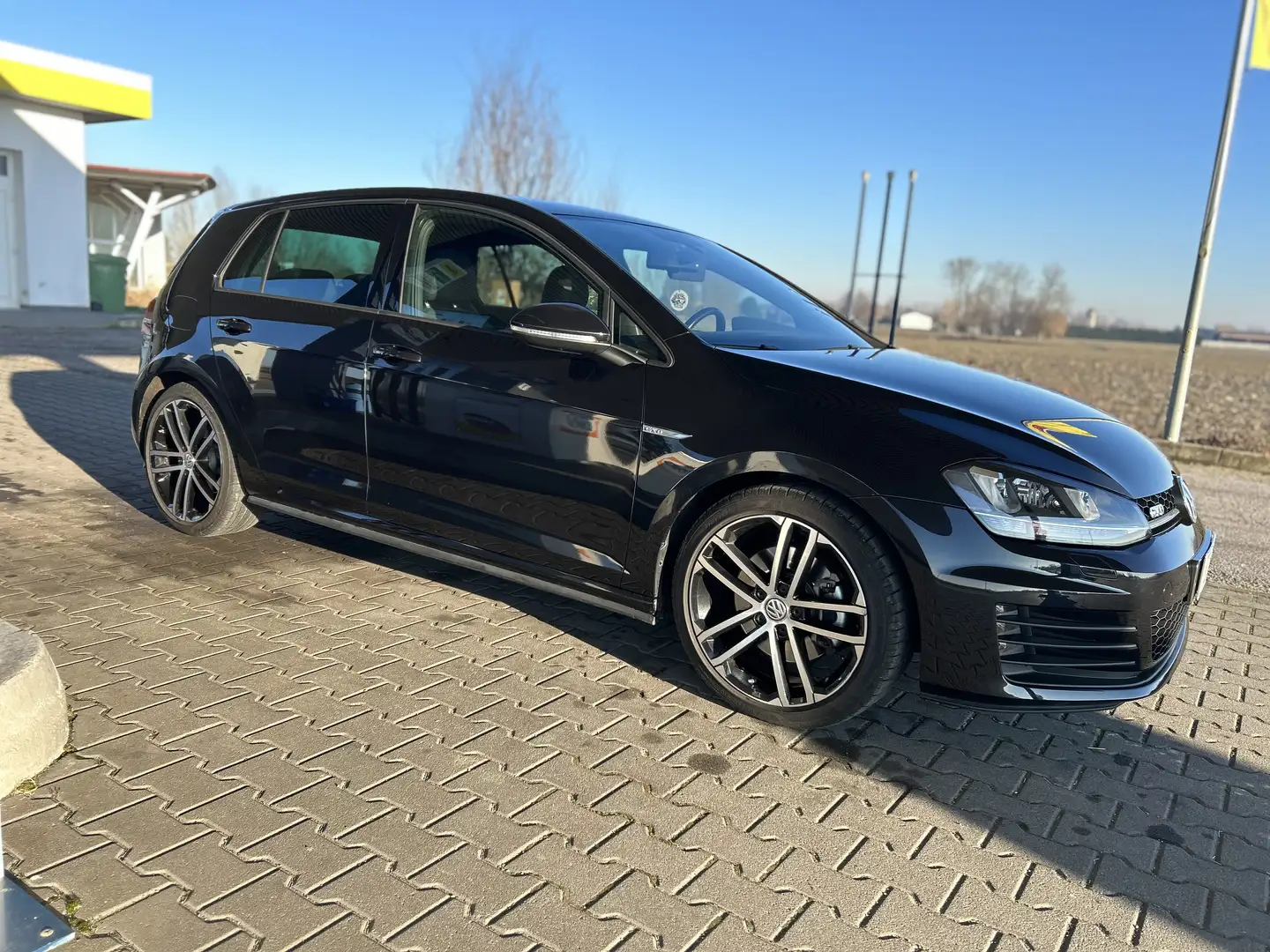 Volkswagen Golf GTD - 2