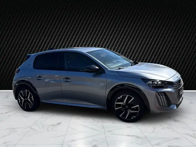 Peugeot 208 view 7