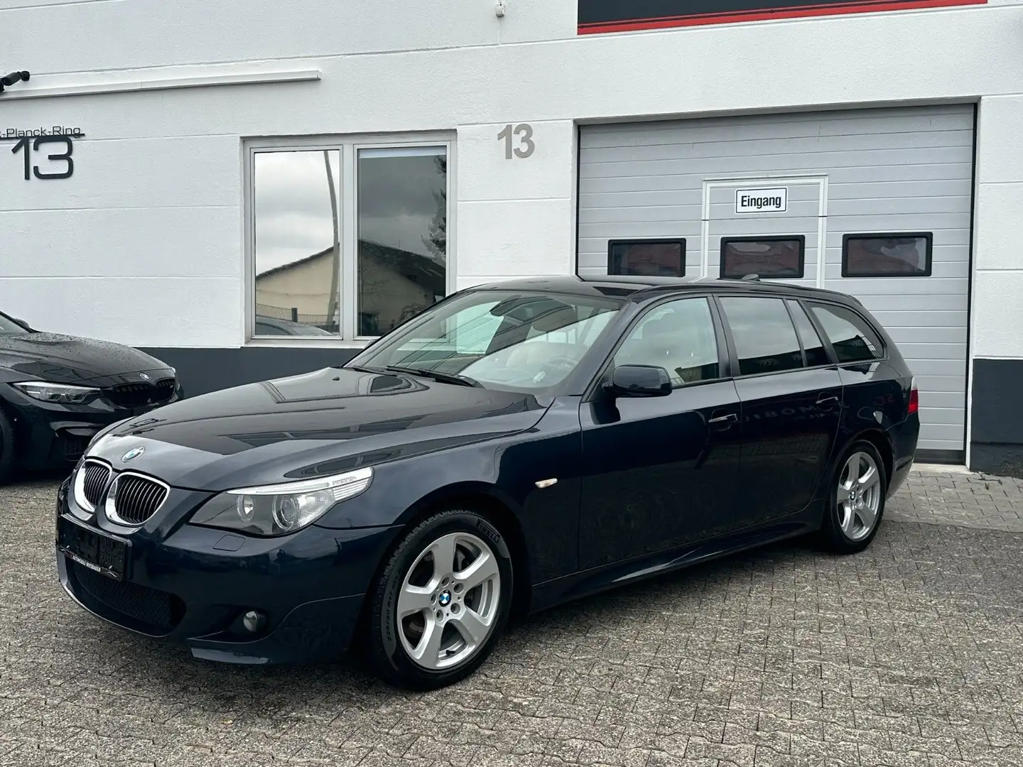 BMW 530 i xDrive| M-PAKET | N52 | DEUTSCHES FAHRZEUG Schwarz - 2