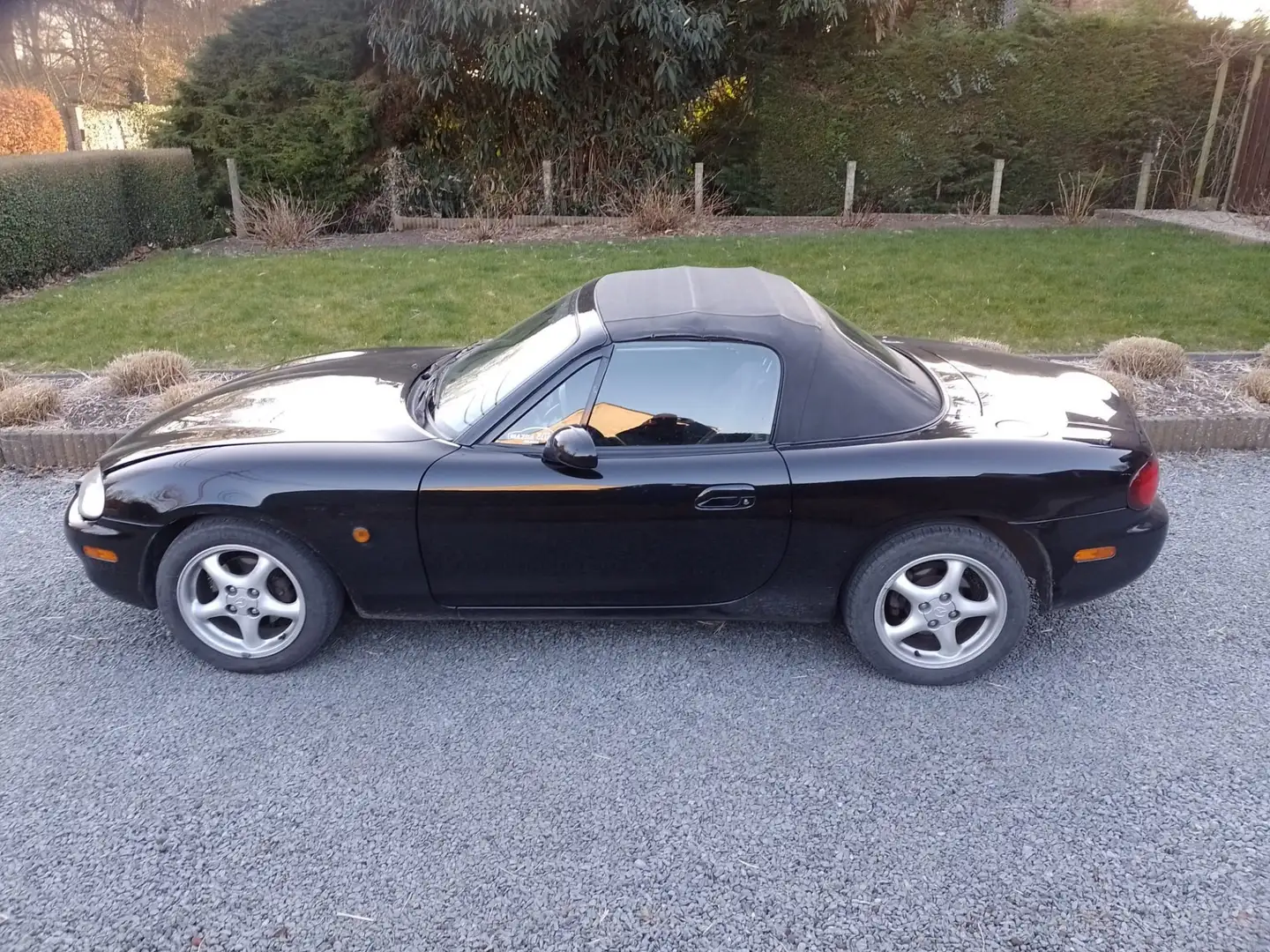 Mazda MX-5 1.6i 16V - 2