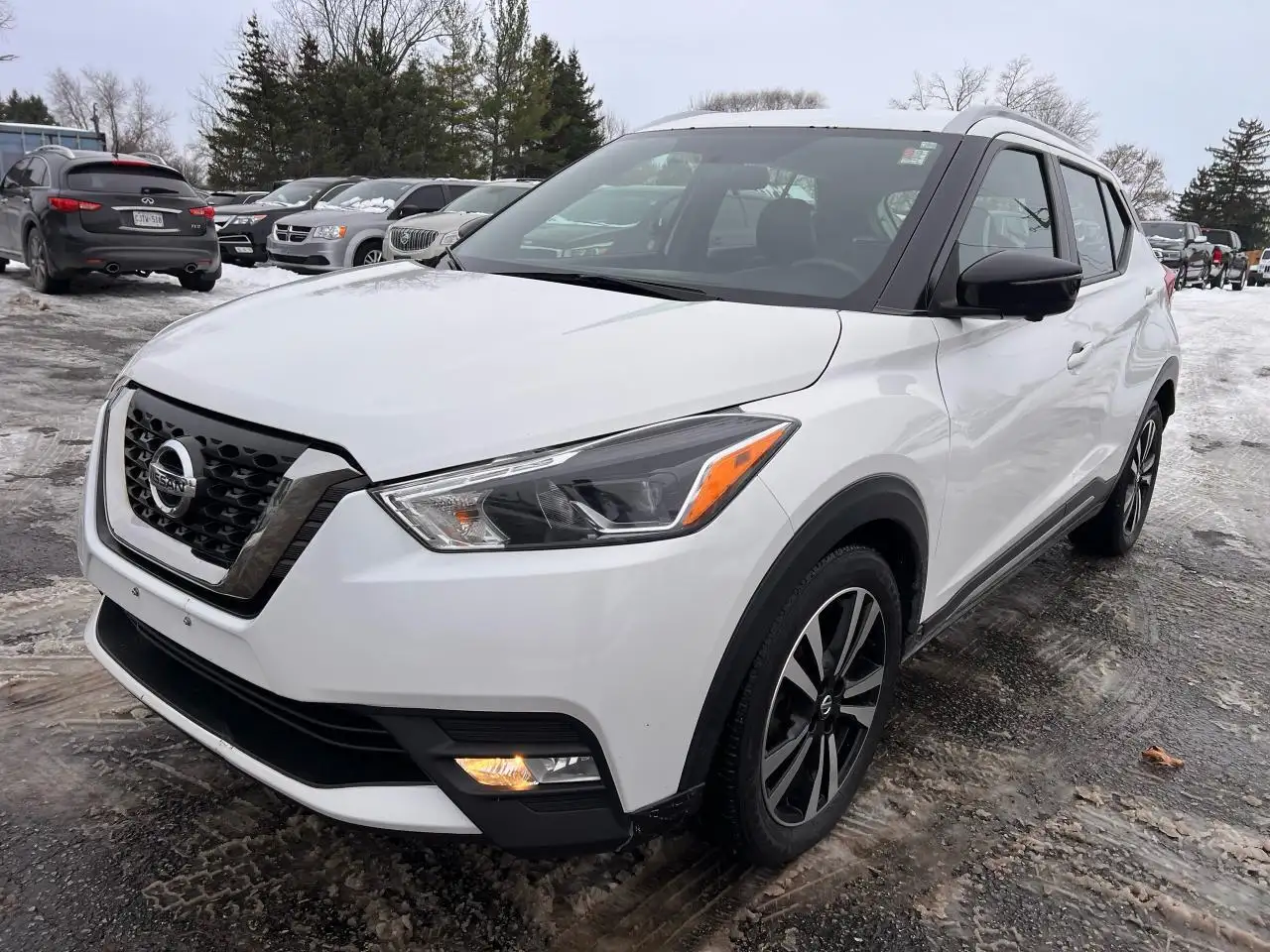 Nissan Kicks снимка Nissan Kicks