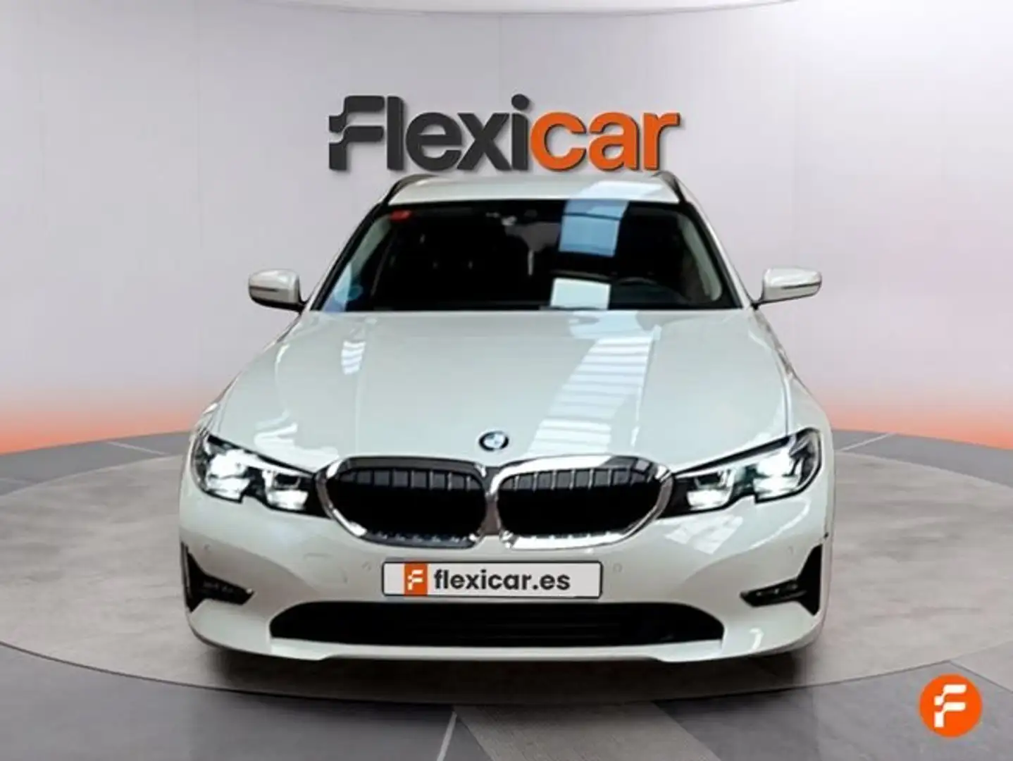 BMW 318 318d Auto.Touring Blanco - 2