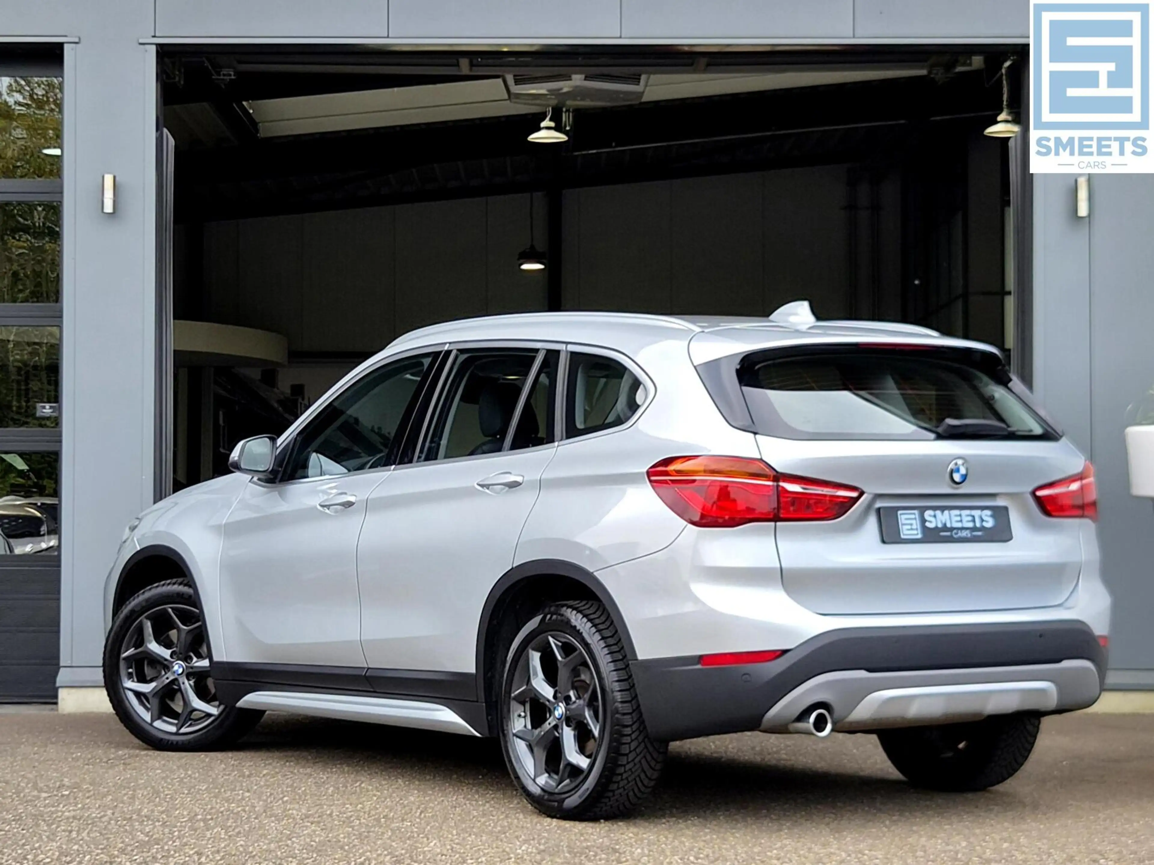 BMW X1 sDrive18i Executive X-Line 1e Eig! |Navi|H.Leer|Cl — photo 2