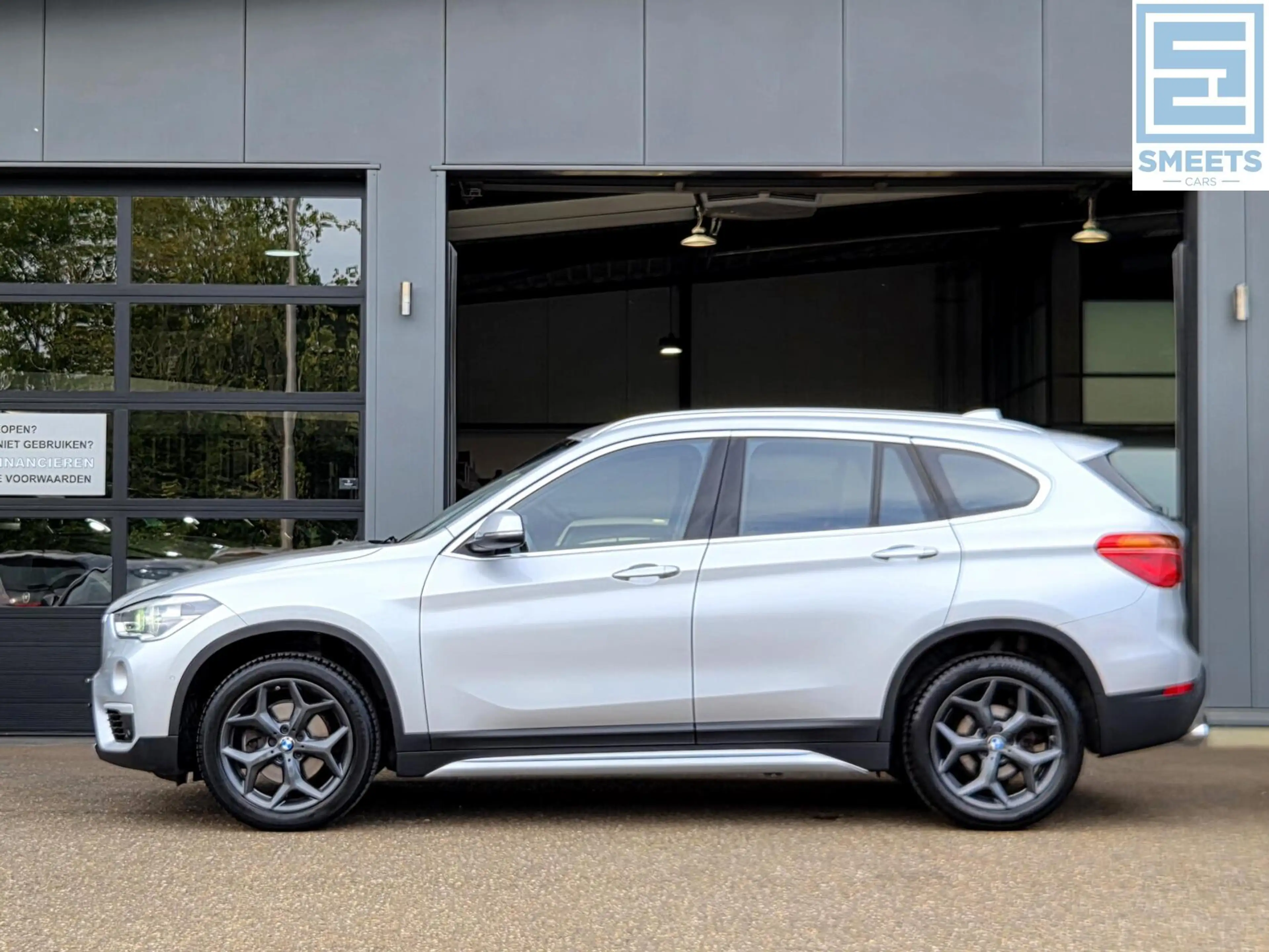 BMW X1 sDrive18i Executive X-Line 1e Eig! |Navi|H.Leer|Cl — photo 3