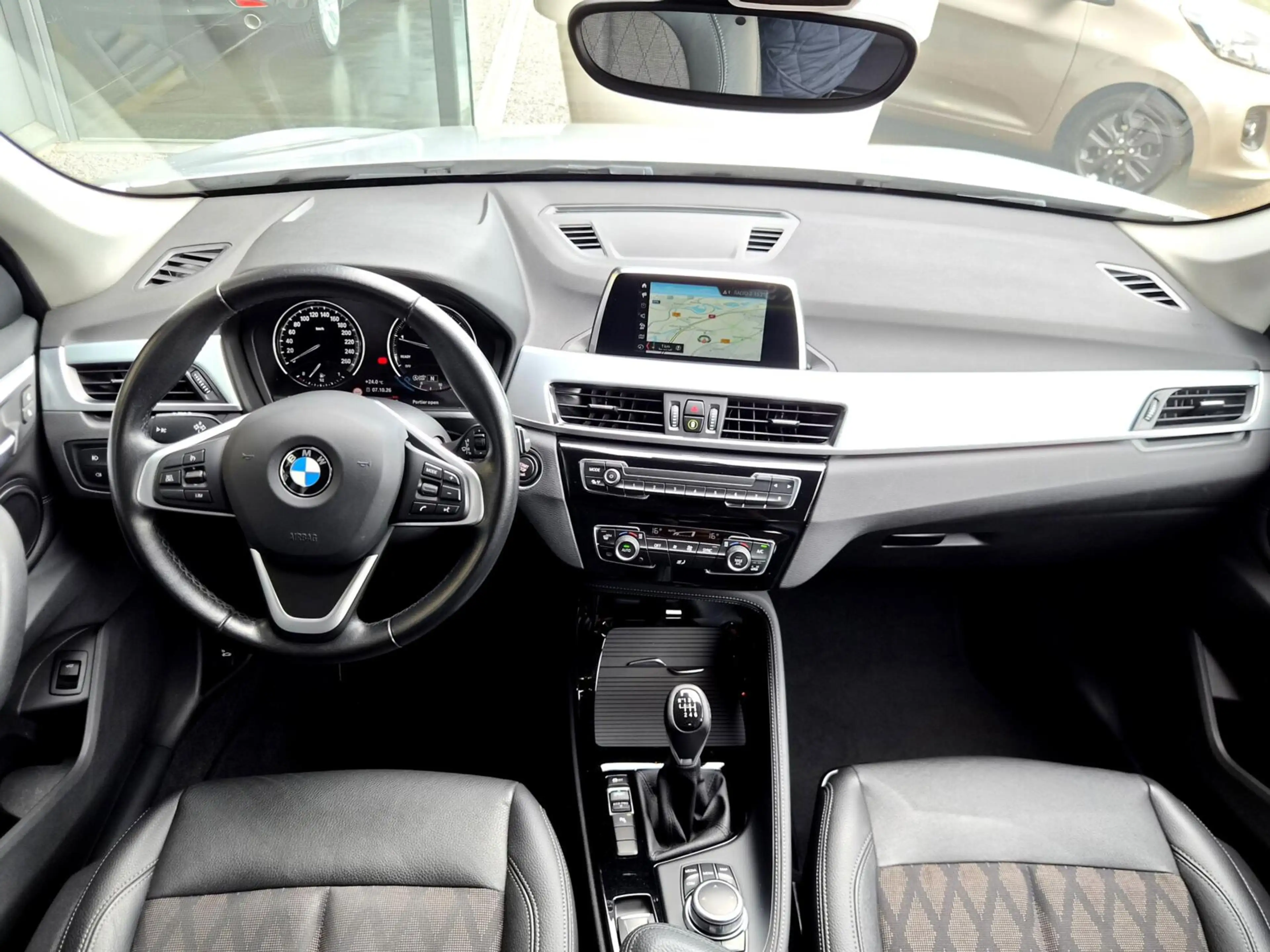 BMW X1 sDrive18i Executive X-Line 1e Eig! |Navi|H.Leer|Cl — photo 6