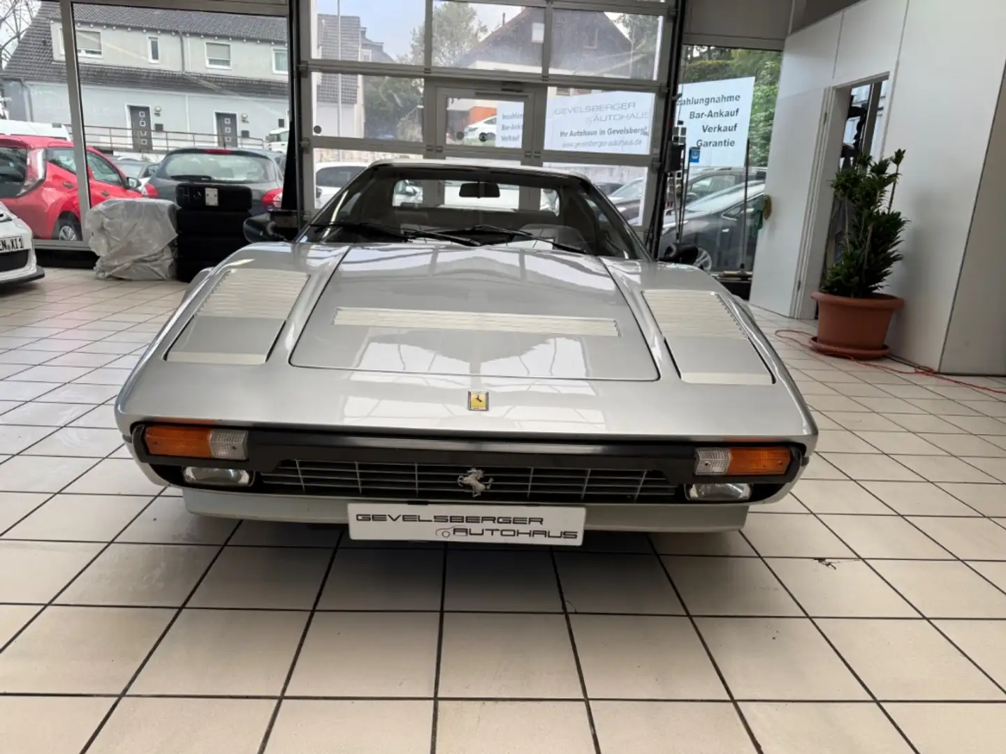 Ferrari 308 GTS Quattrovalvole Wertgutachten 97.000€ Silber - 2