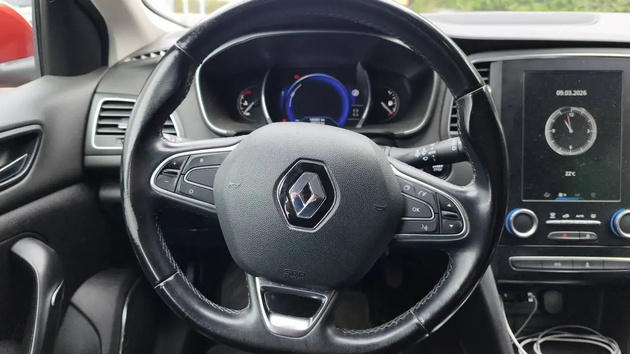 Renault Megane Berline — photo 22
