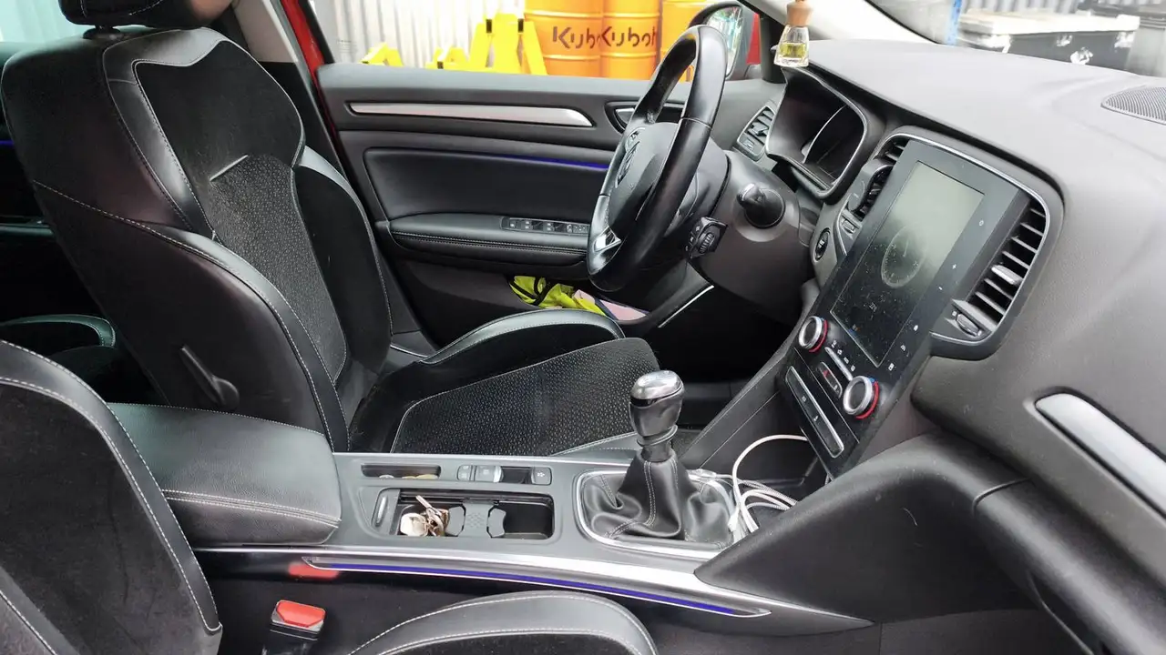 Renault Megane Berline — photo 28