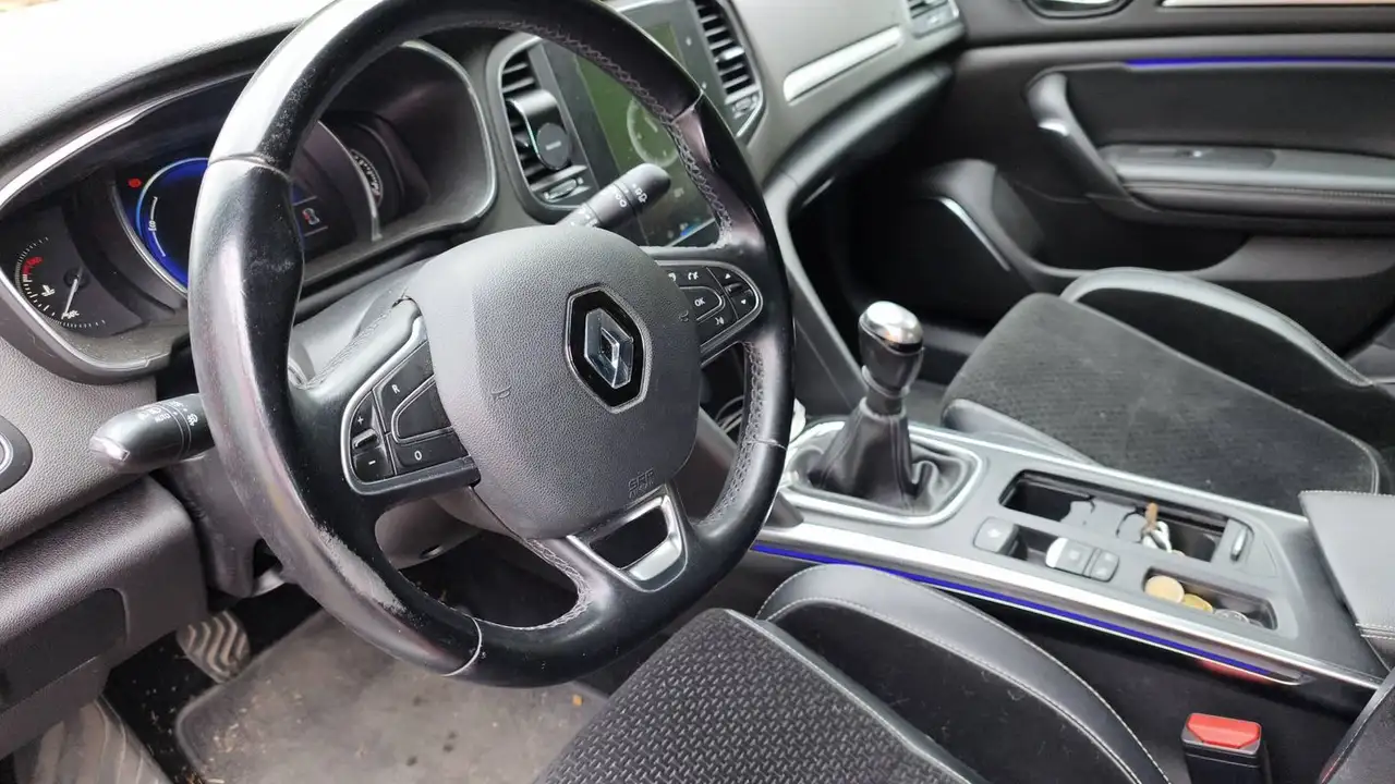 Renault Megane Berline — photo 8