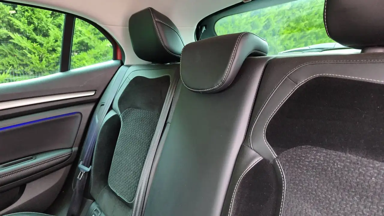 Renault Megane Berline — photo 9