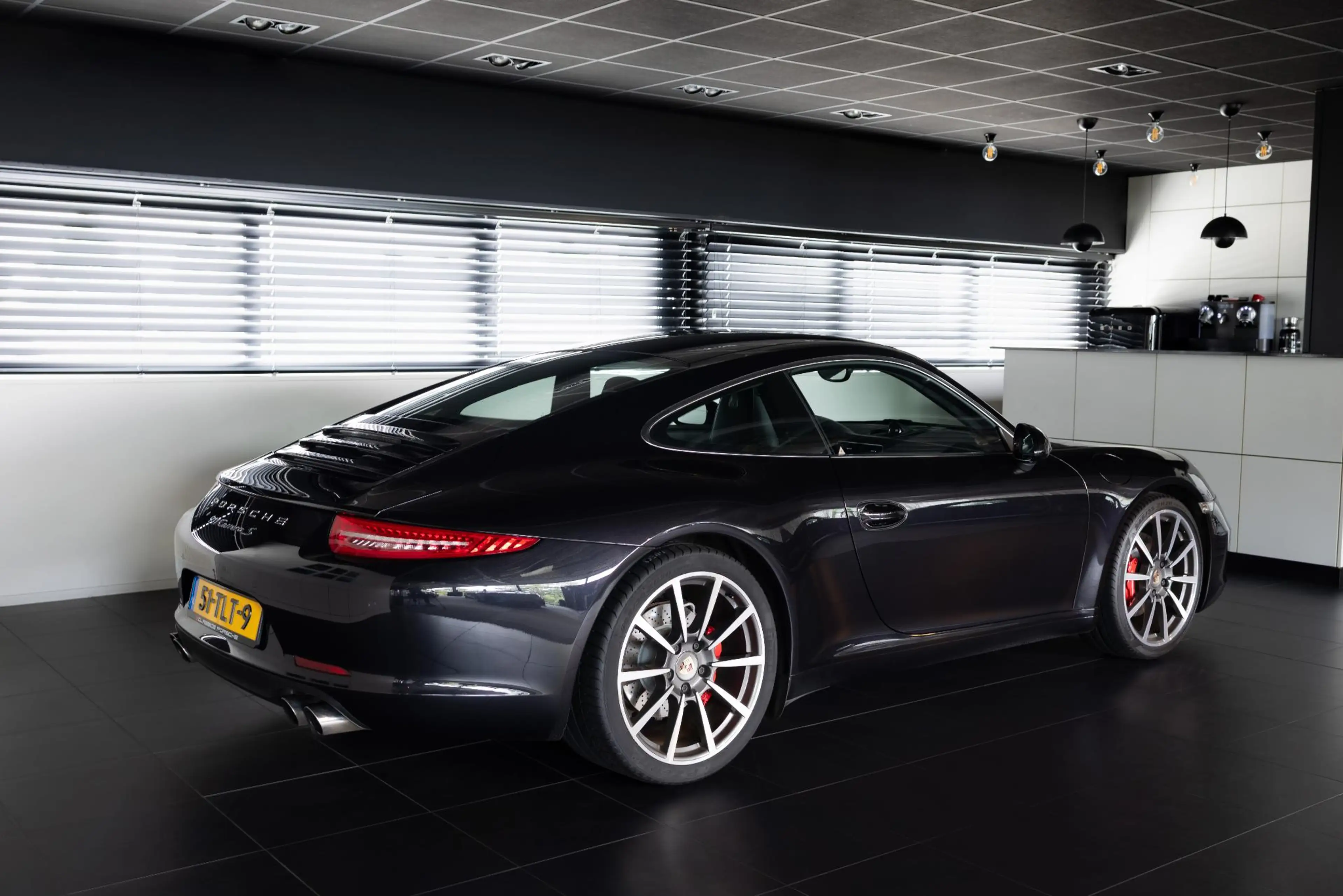 Porsche 991 3.8 Carrera S — photo 6