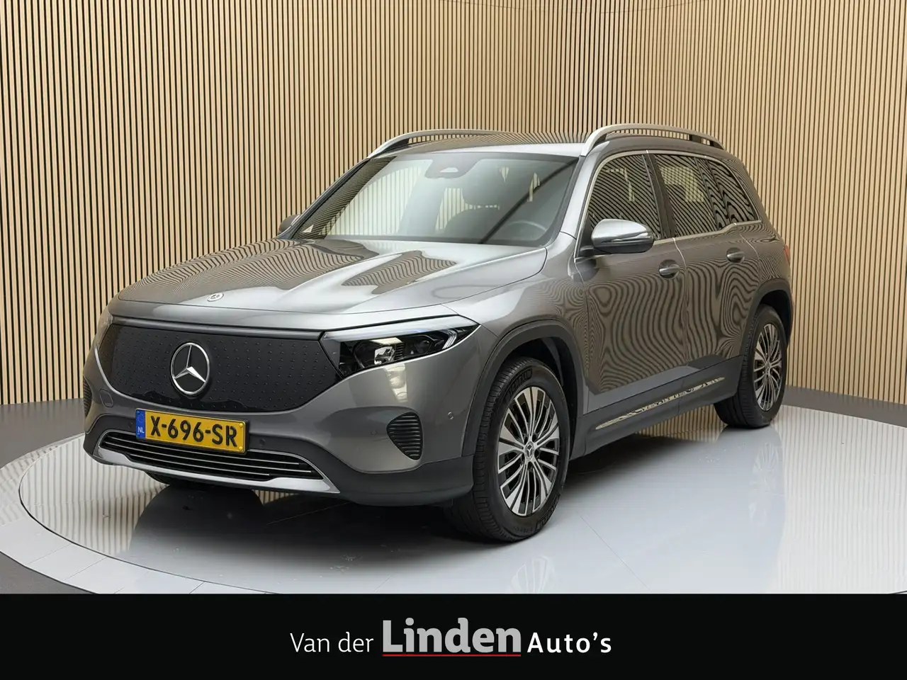 Mercedes-Benz EQB 250