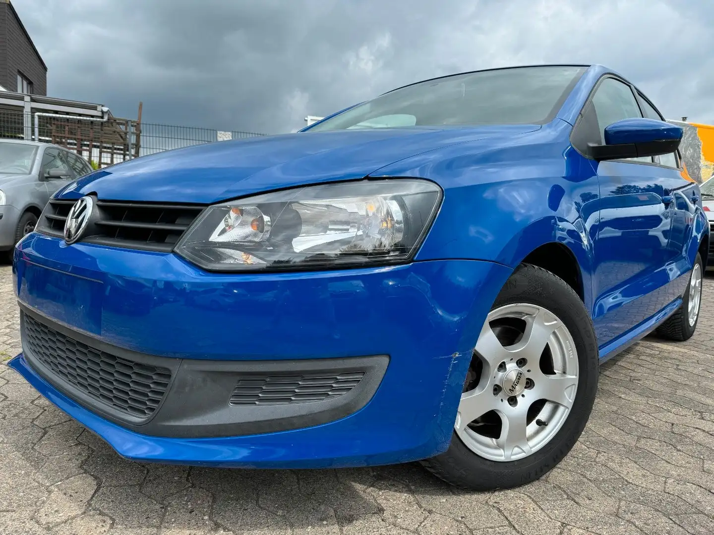 Volkswagen Polo V 1,2i Klimaanlage,1-Hand,Tüv 06/2025 Bleu - 1