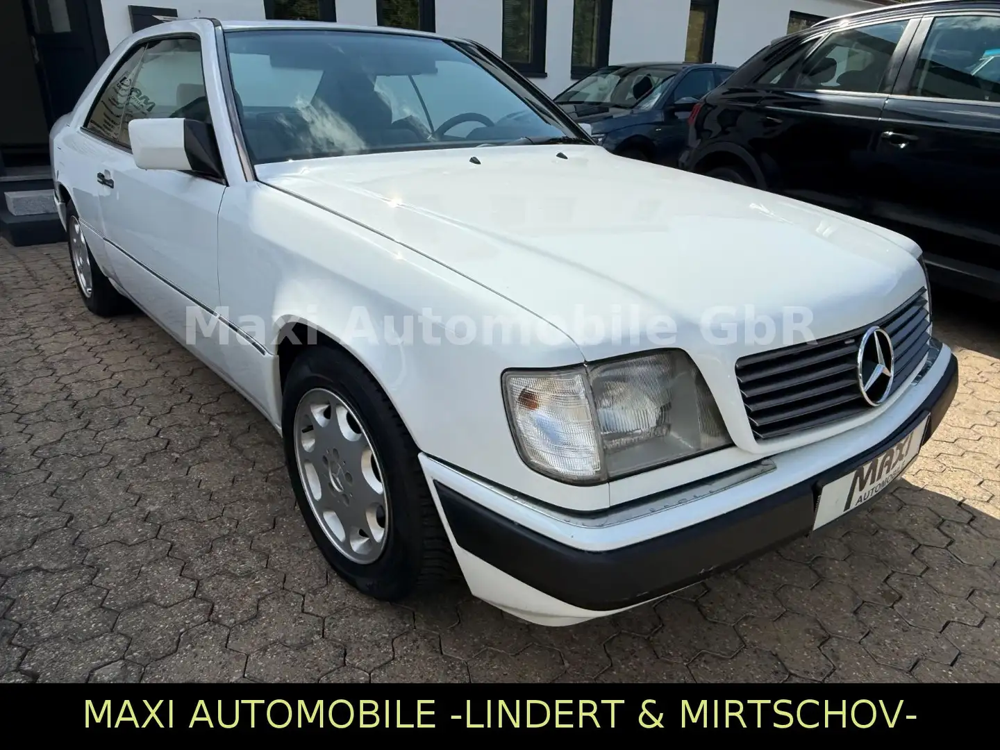 Mercedes-Benz 300 CE Weiß - 2