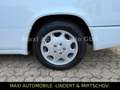 Mercedes-Benz 300 CE Weiß - thumbnail 7