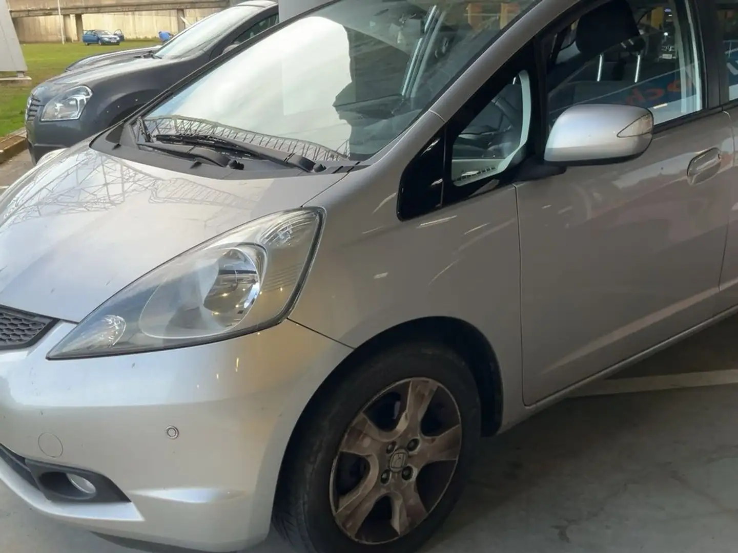 Honda Jazz 1.4 i-VTEC ELEGANCE Grau - 2