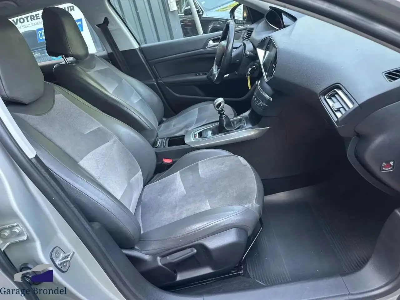 Peugeot 308 308 SW — photo 15