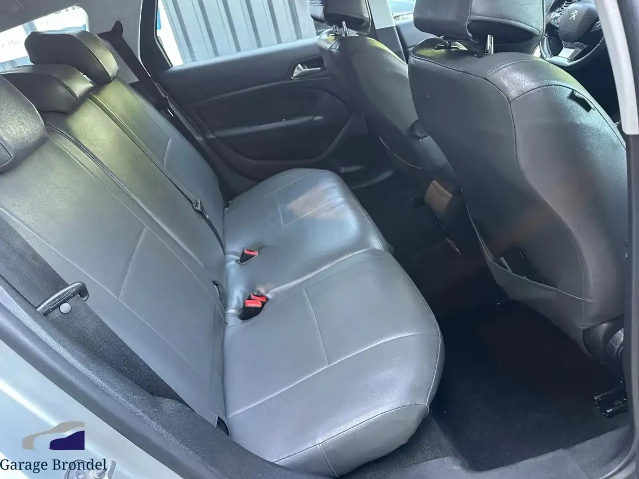 Peugeot 308 308 SW — photo 14