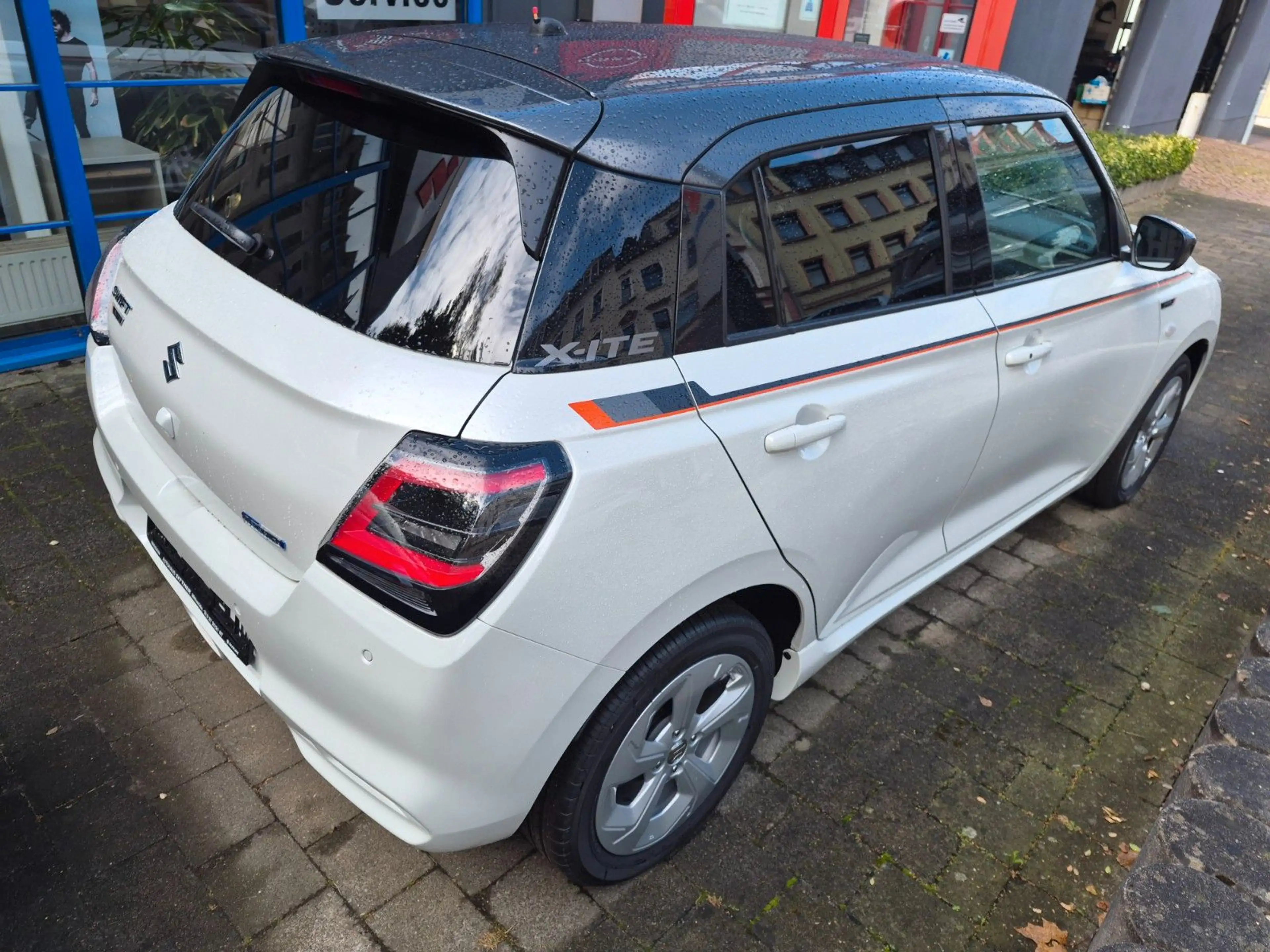 Suzuki Swift 1,2 Hybrid X-ite — photo 6