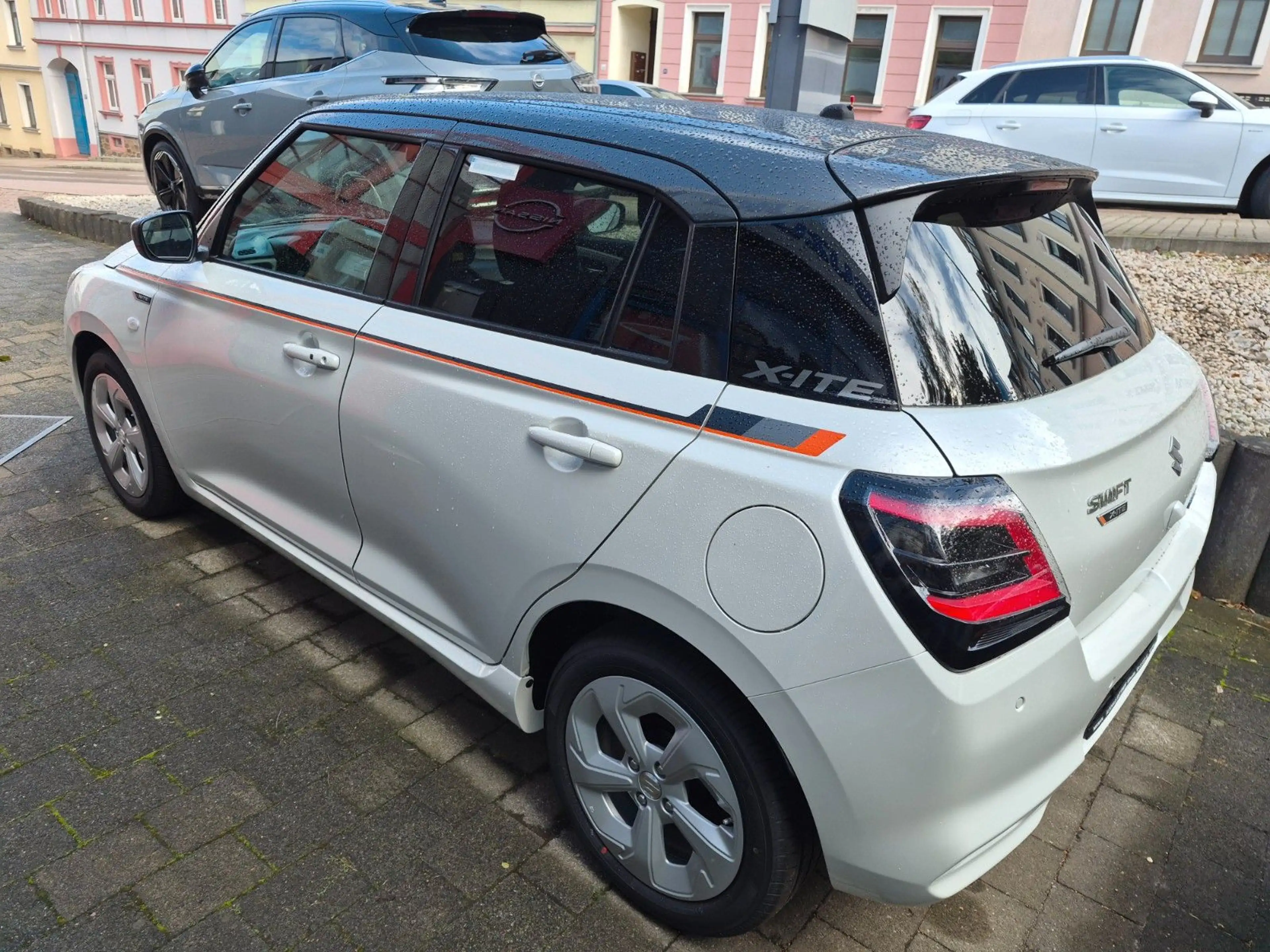 Suzuki Swift 1,2 Hybrid X-ite — photo 2