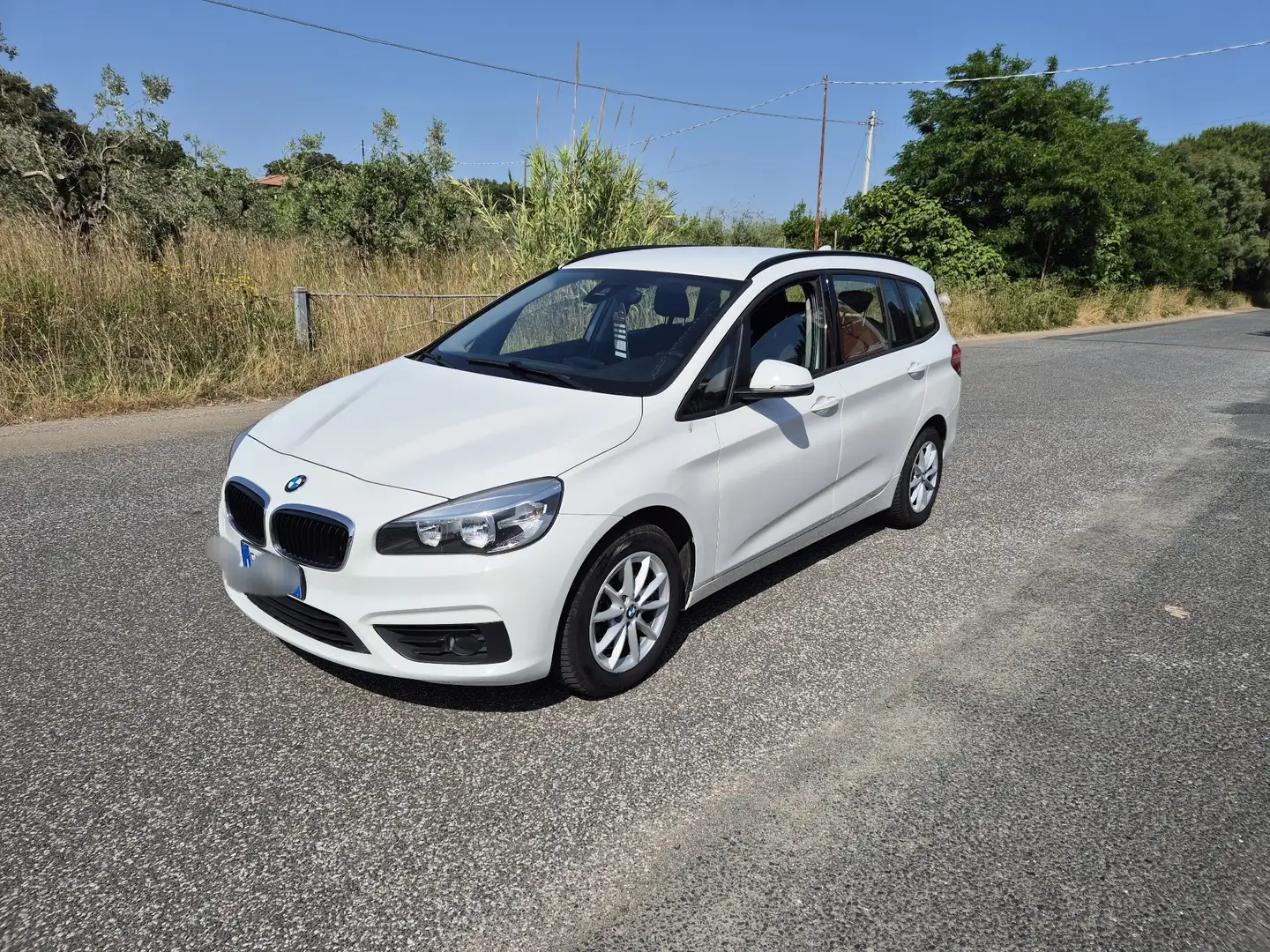 BMW 218 218d Active Tourer xdrive - 2