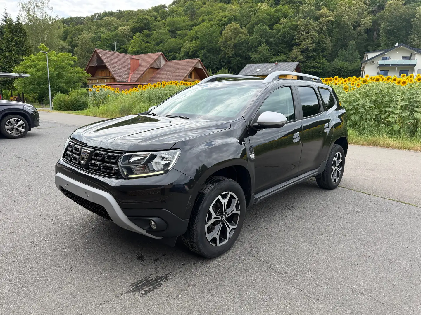 Dacia Duster Blue dCi 115 Comfort KLIMA SITZHZG NAVI Schwarz - 1