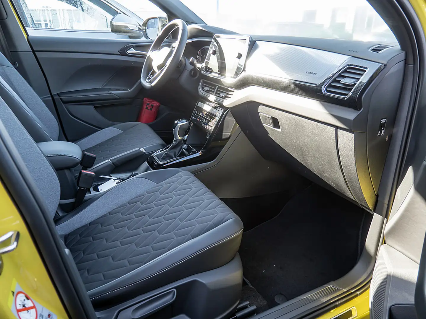 Volkswagen T-Cross 1.0 TSI Energy AHK ACC MATRIX-LED Jaune - 2