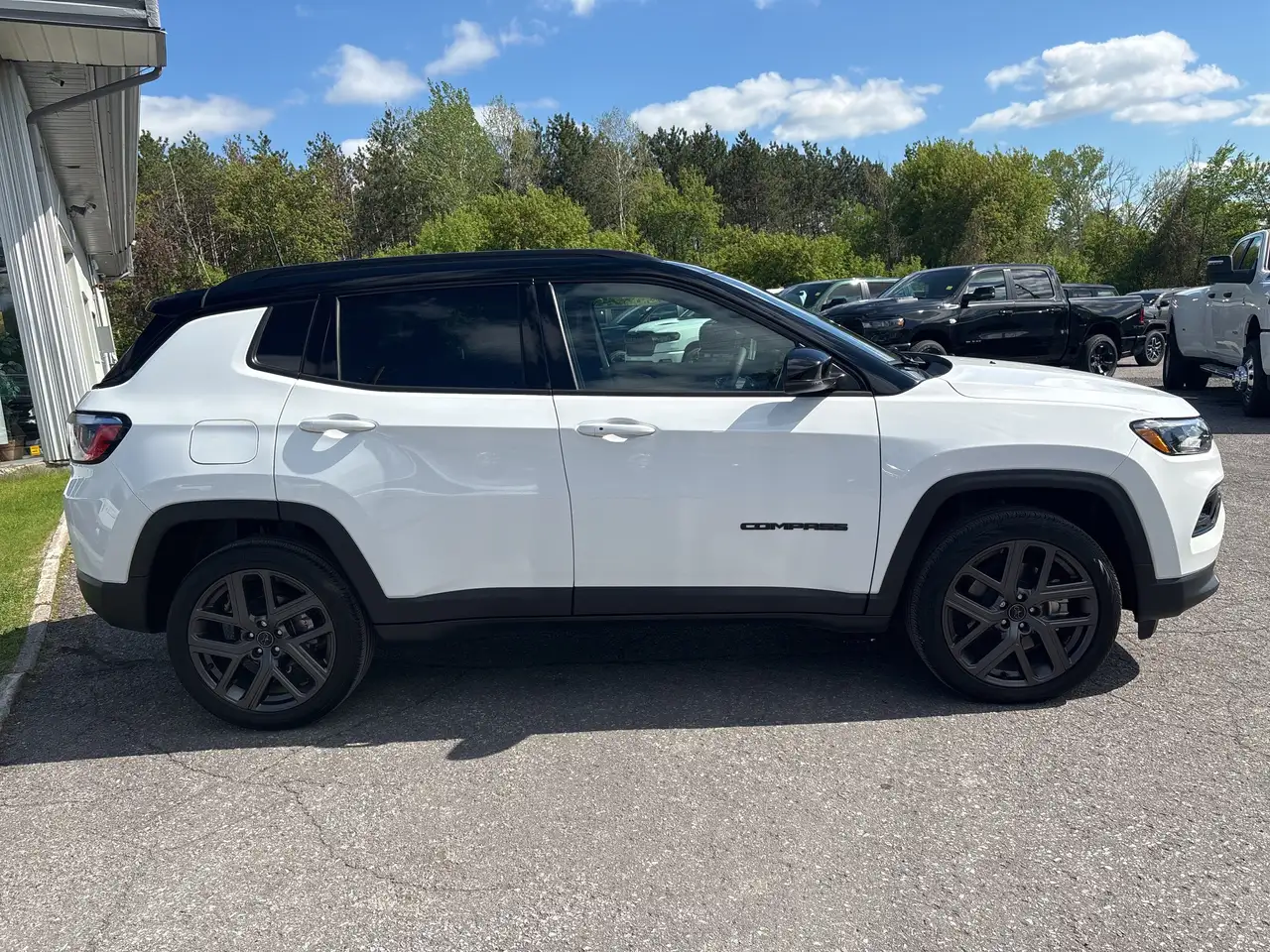 Jeep Compass photo Jeep Compass