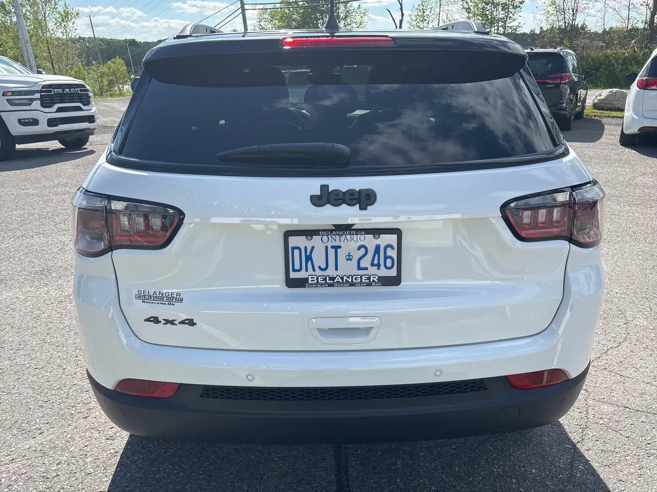 Jeep Compass photo Jeep Compass