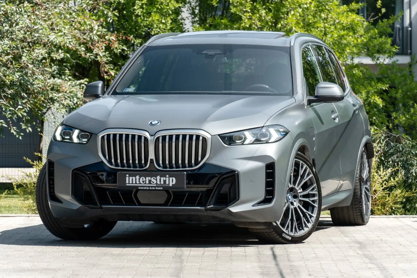 BMW X5 50e M SPORT.DR.ASS.PRO.SKY.LUFT.SOFTC.MASSAGE Gris - 1